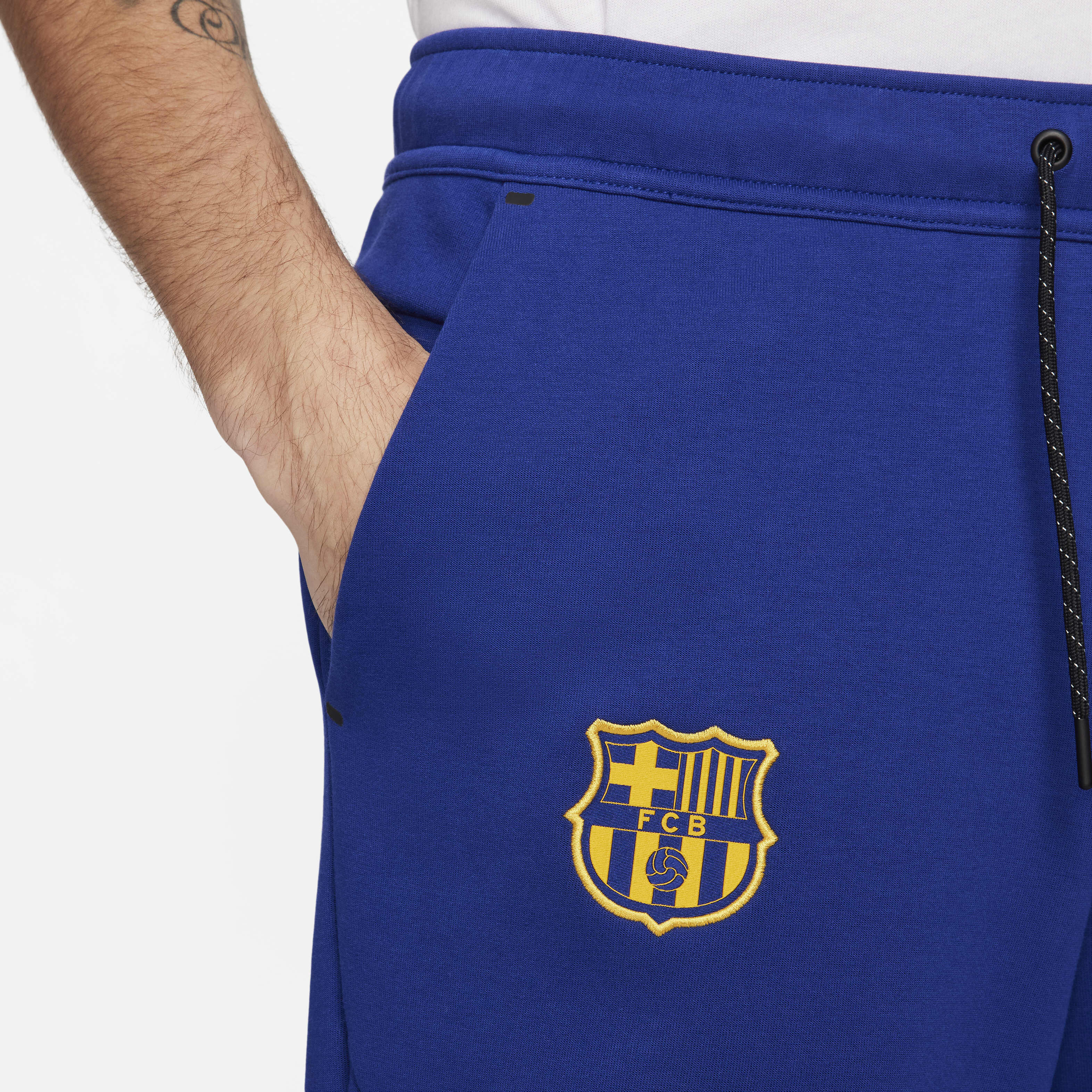 F.C. Barcelona Tech Fleece image number 3