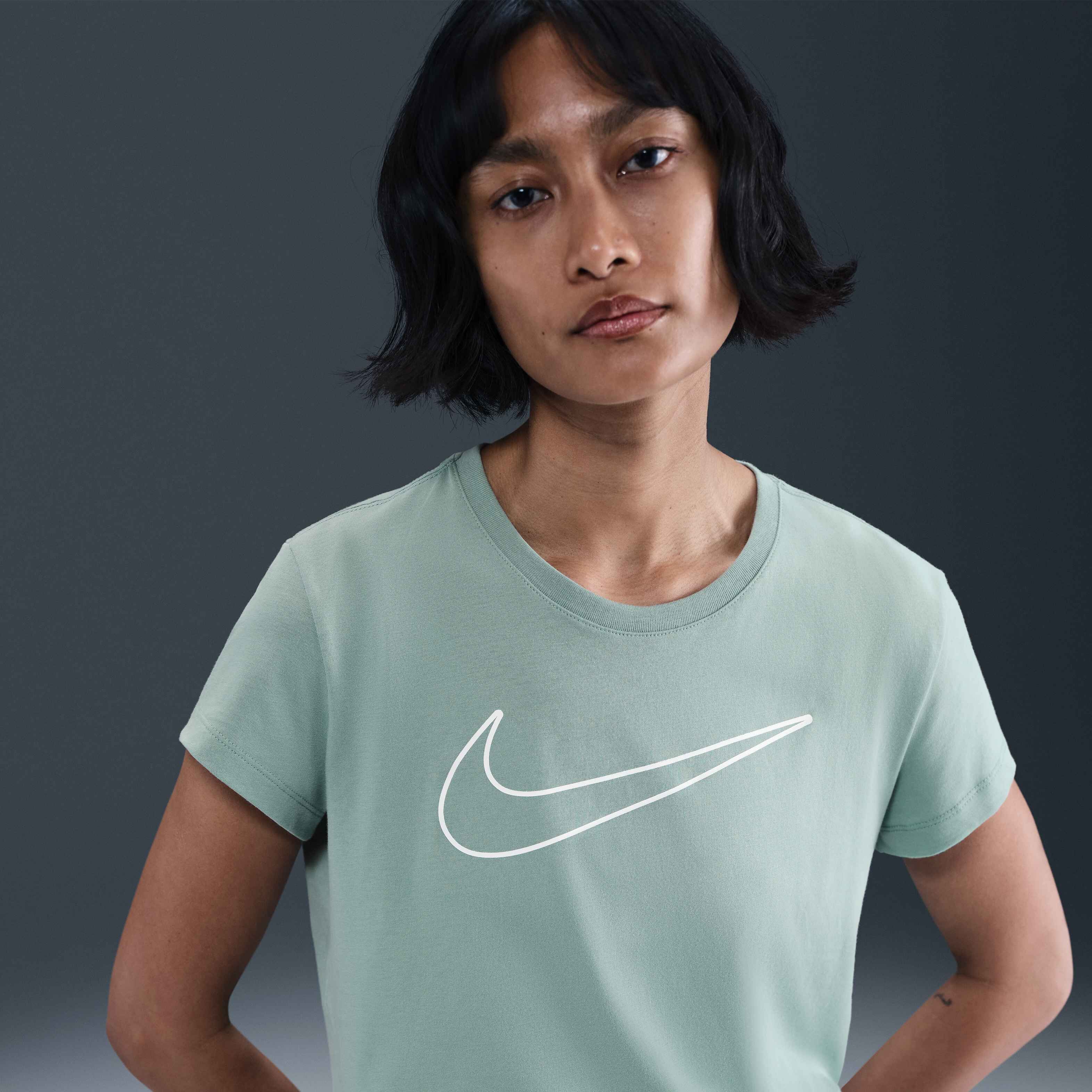 ★ Nike★ Sportswear Slim Short Sleeve Graphic T-Shirt W Bl 61BW3JLfCJL._UY1000_.jpg