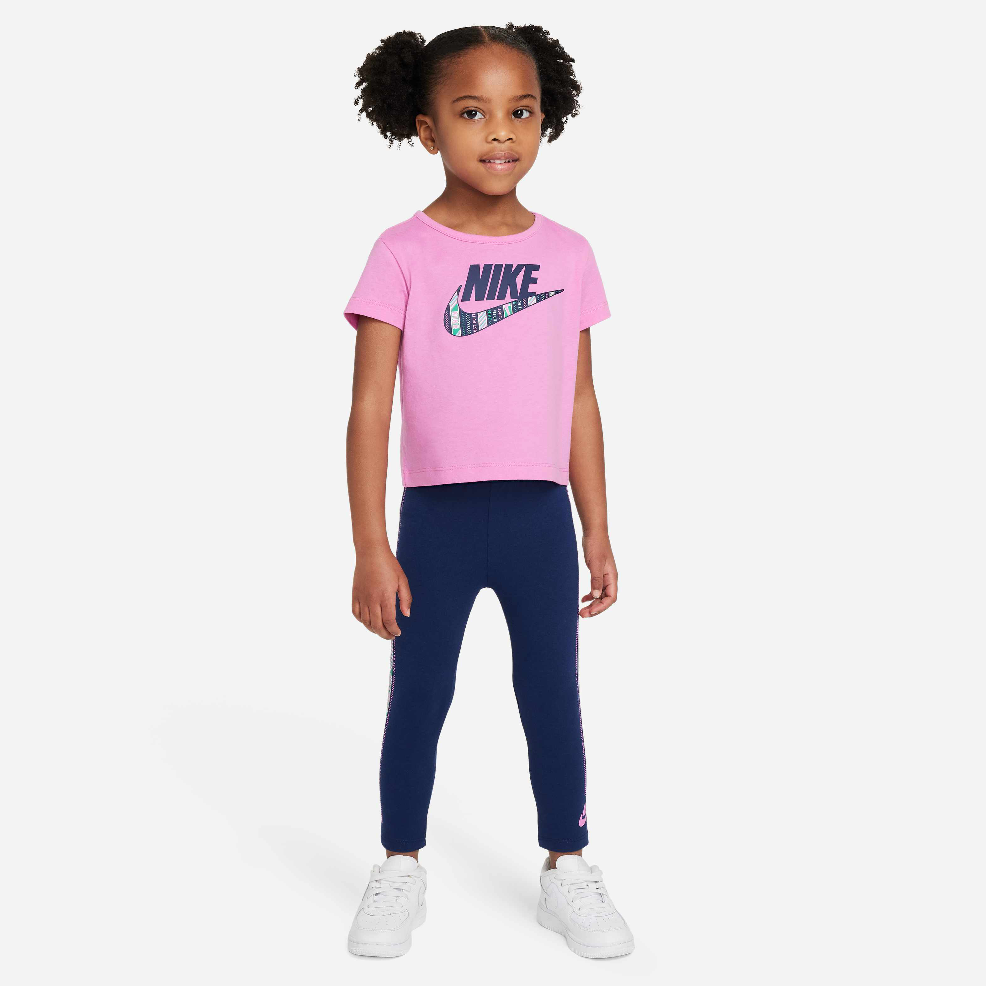 Nike Happy Camper image number 0