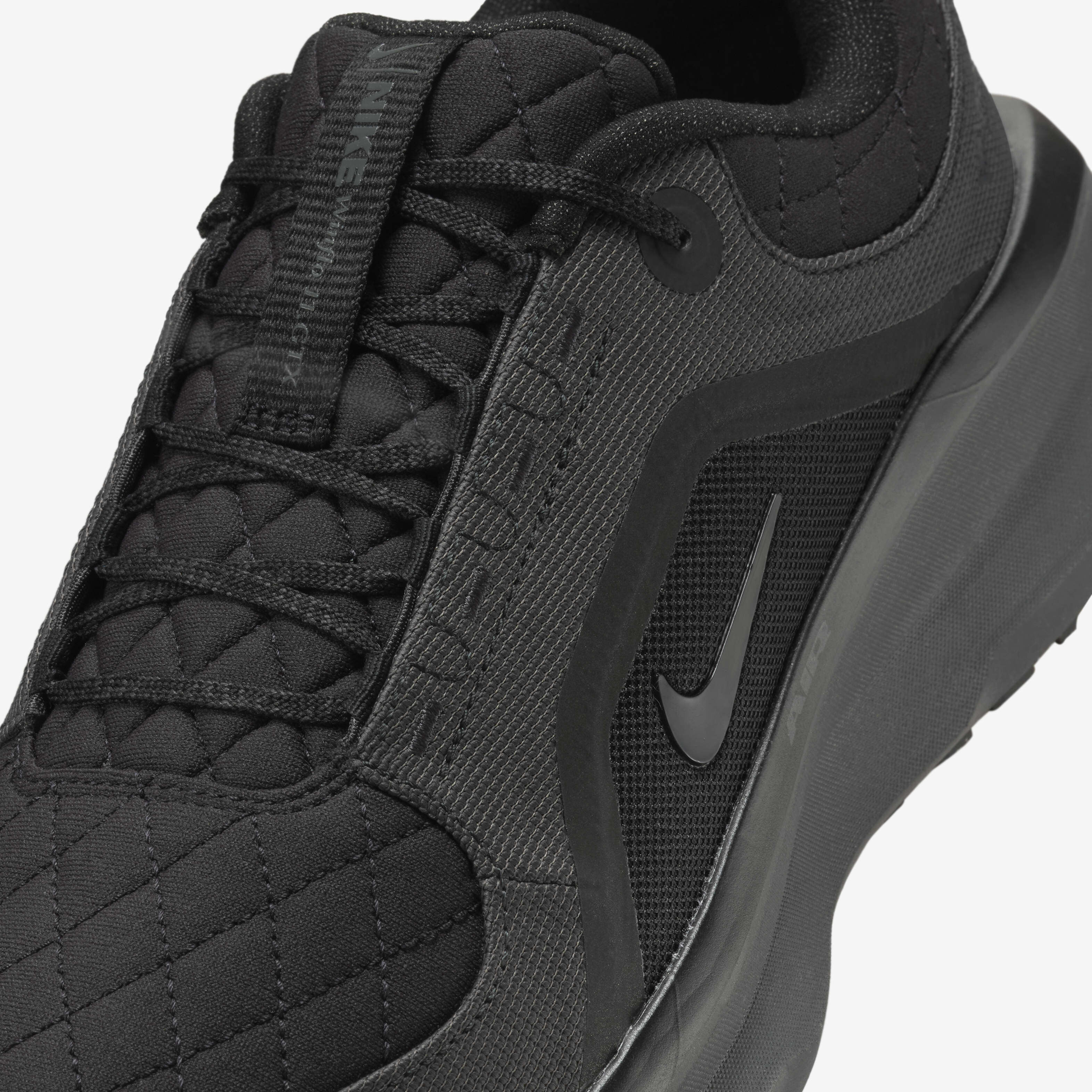 Buy Nike Winflo 11 GORE TEX Men s Waterproof Road Running Shoes Nike Saudi Official