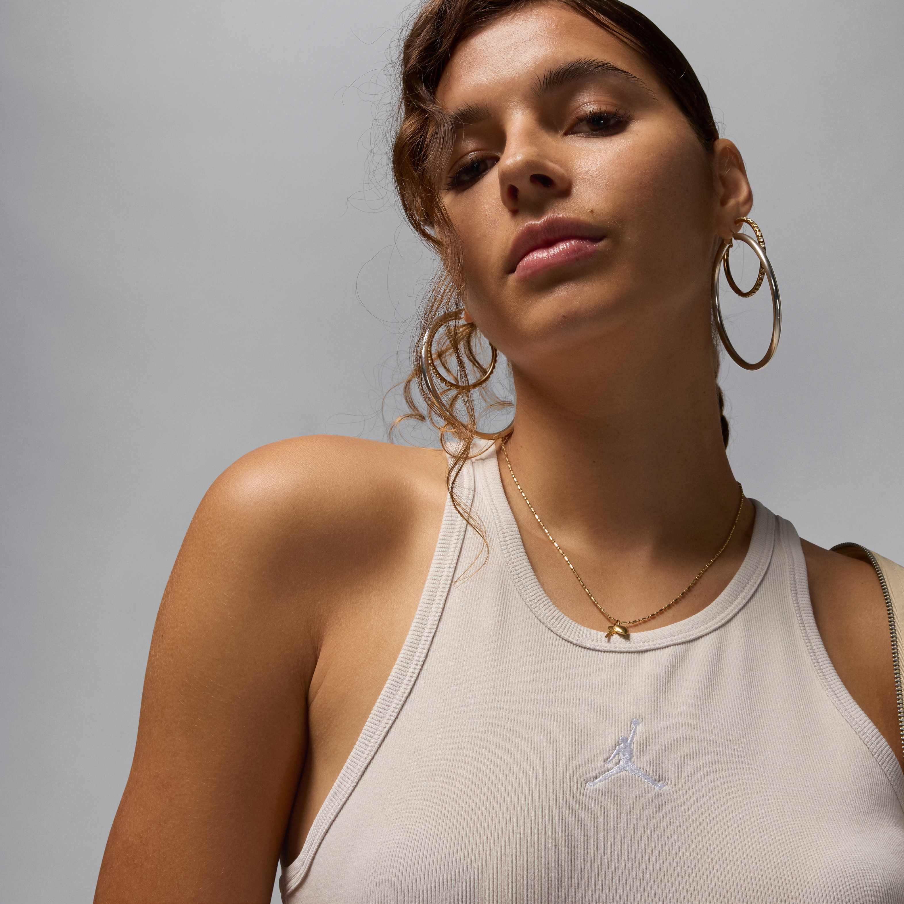 Jordan Essentials image number 2