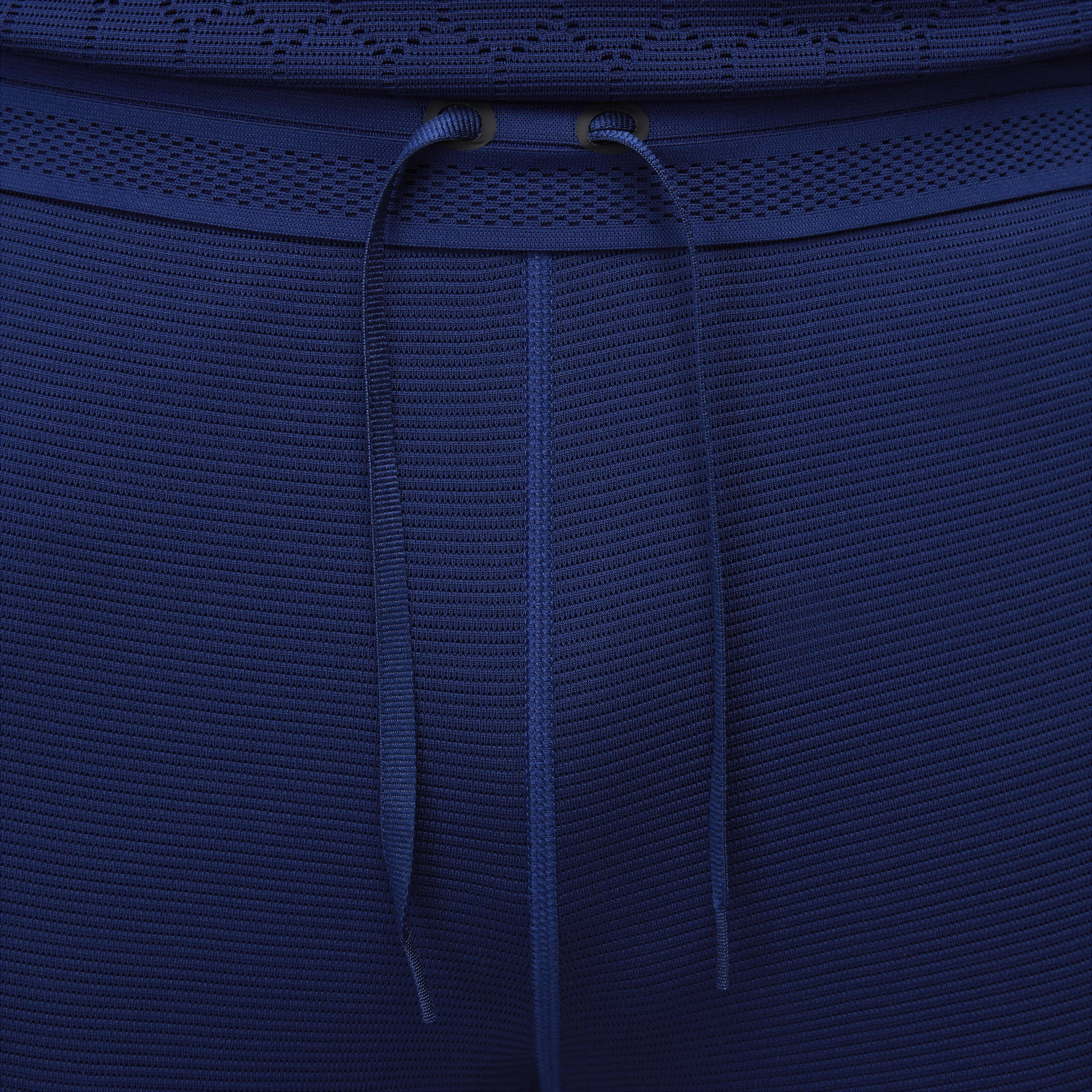 Nike Strike Elite image number 2