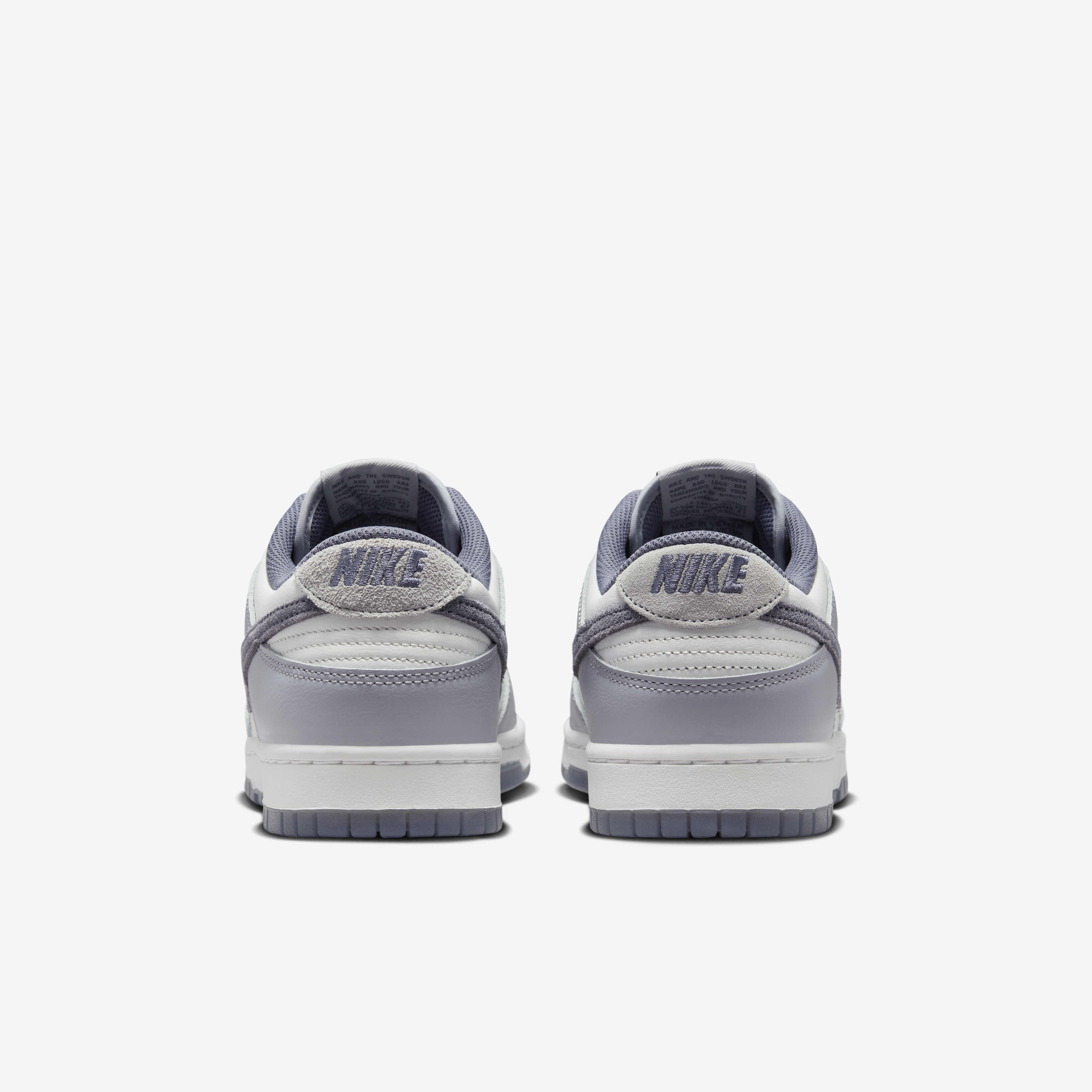 ★人気【NIKE】DUNK LOW RETRO SE★PLATINUM TINT/LIGHT CARBON The Nike Dunk Low SE Light Carbon Platinum Tint Releases