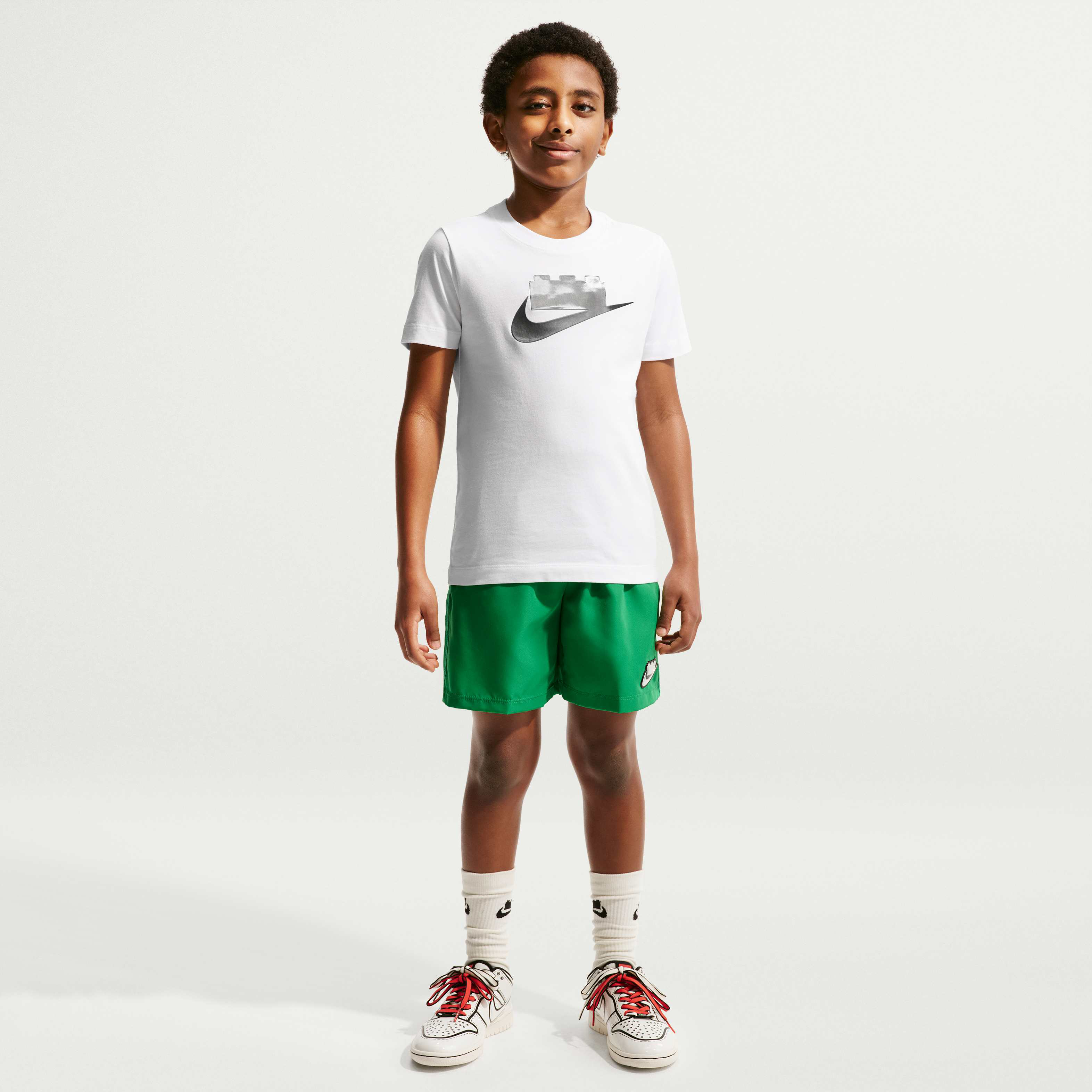 Nike x LEGO&reg; Collection image number 6