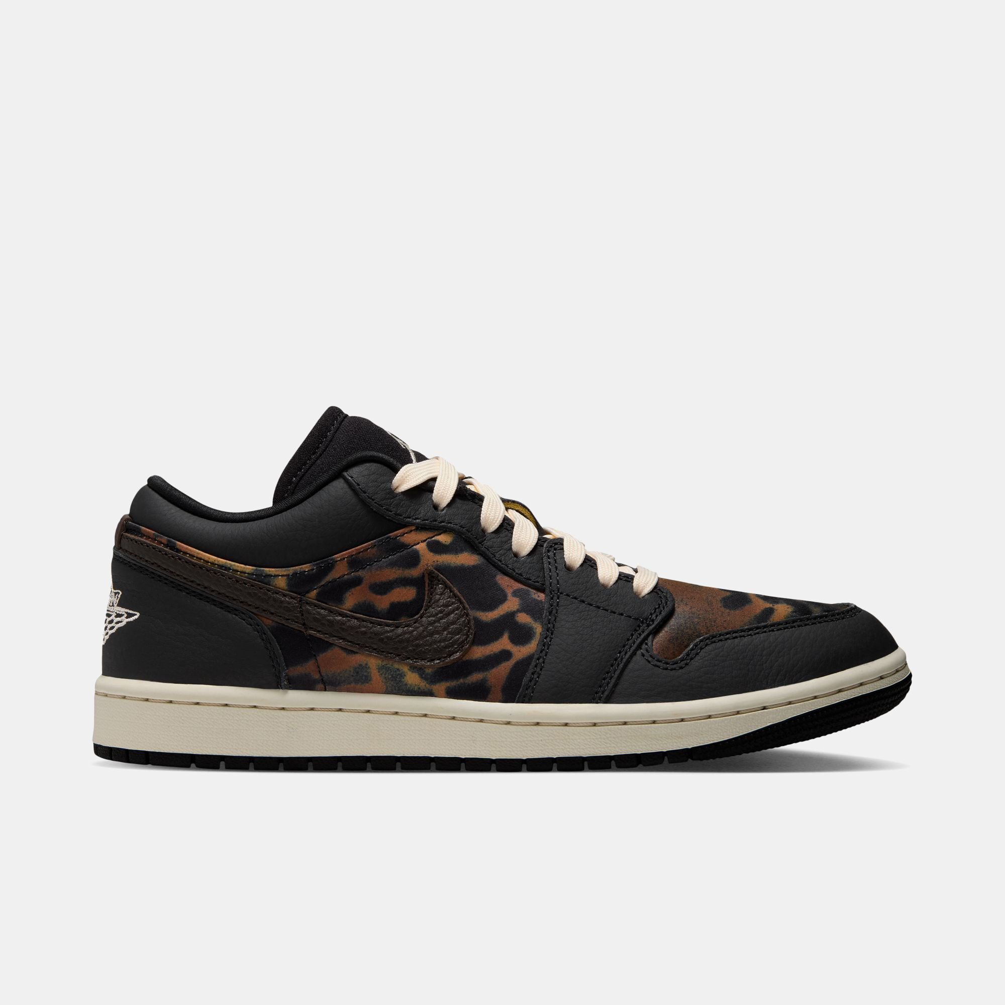 Air Jordan 1 Low SE image number 5