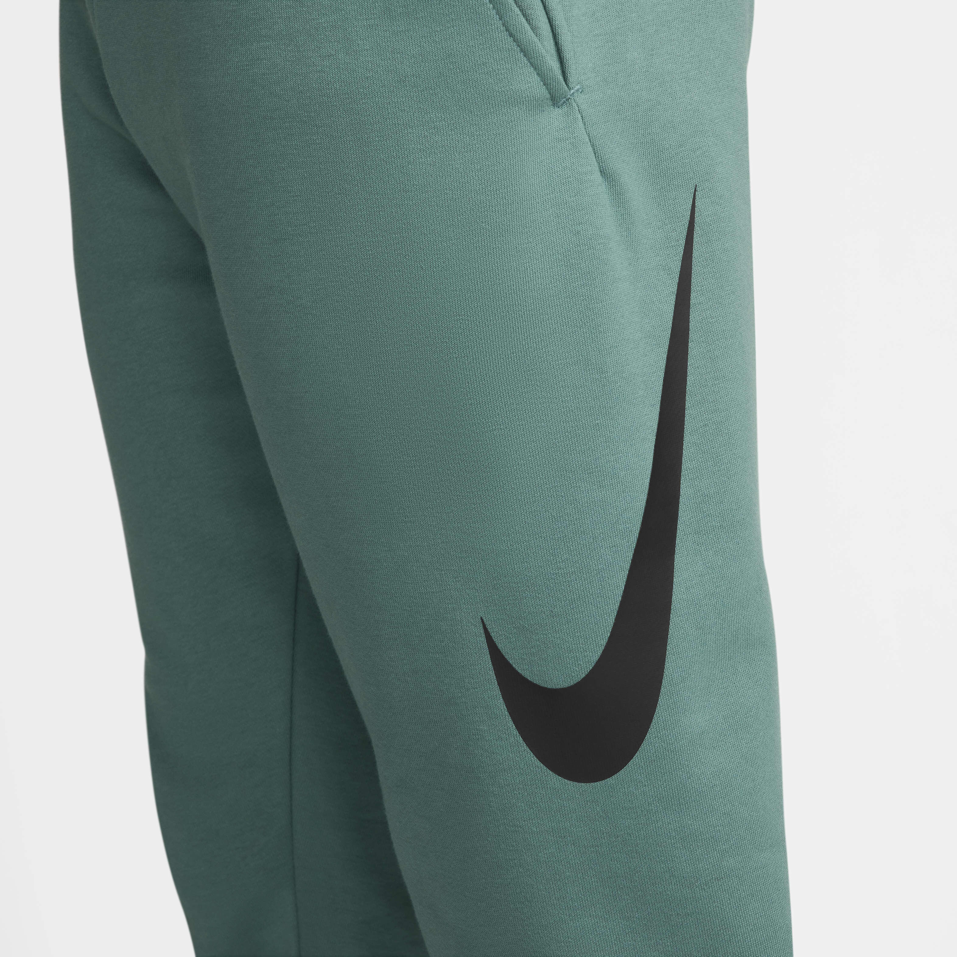 Nike dry taper shop