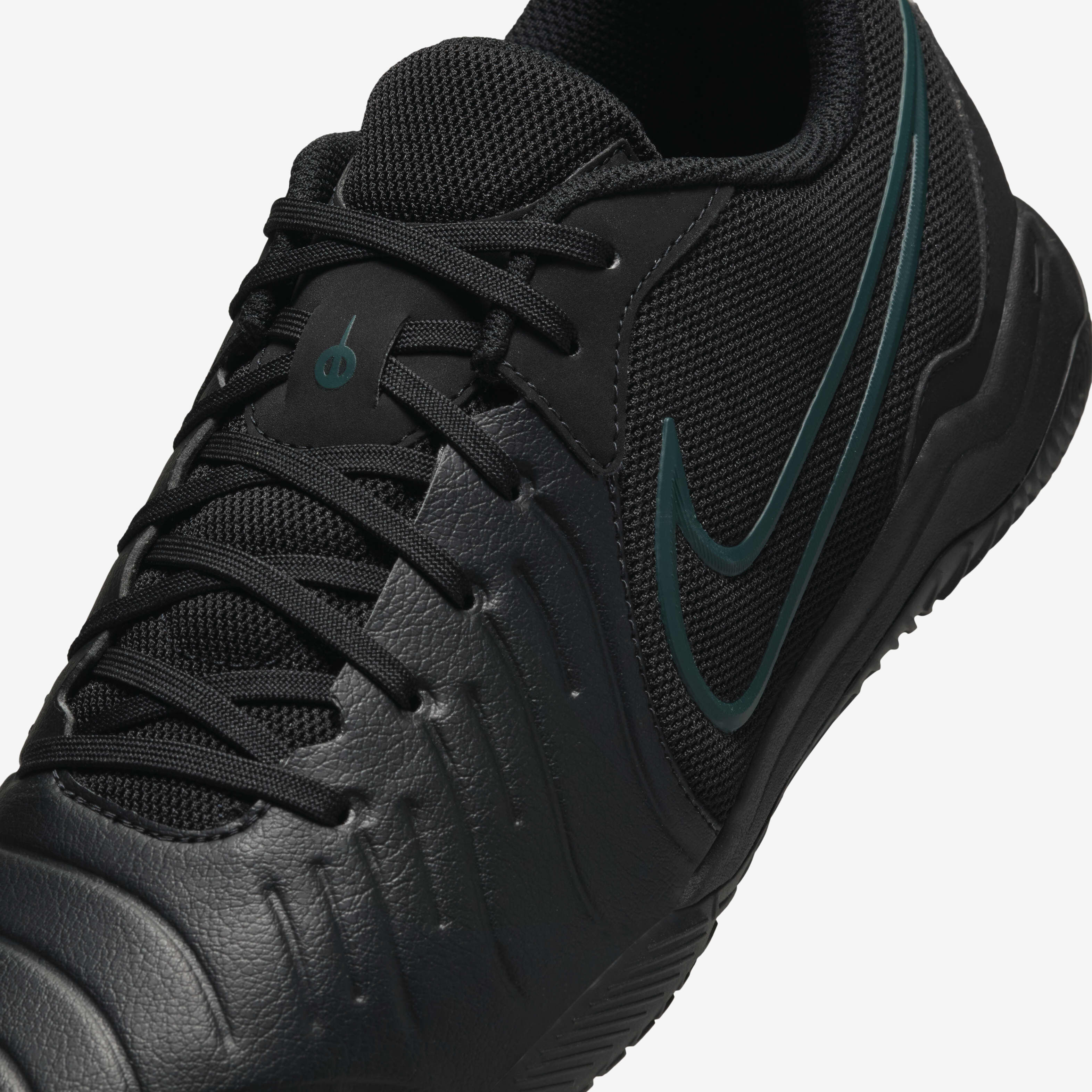 Nike tiempo online shop new arrivals