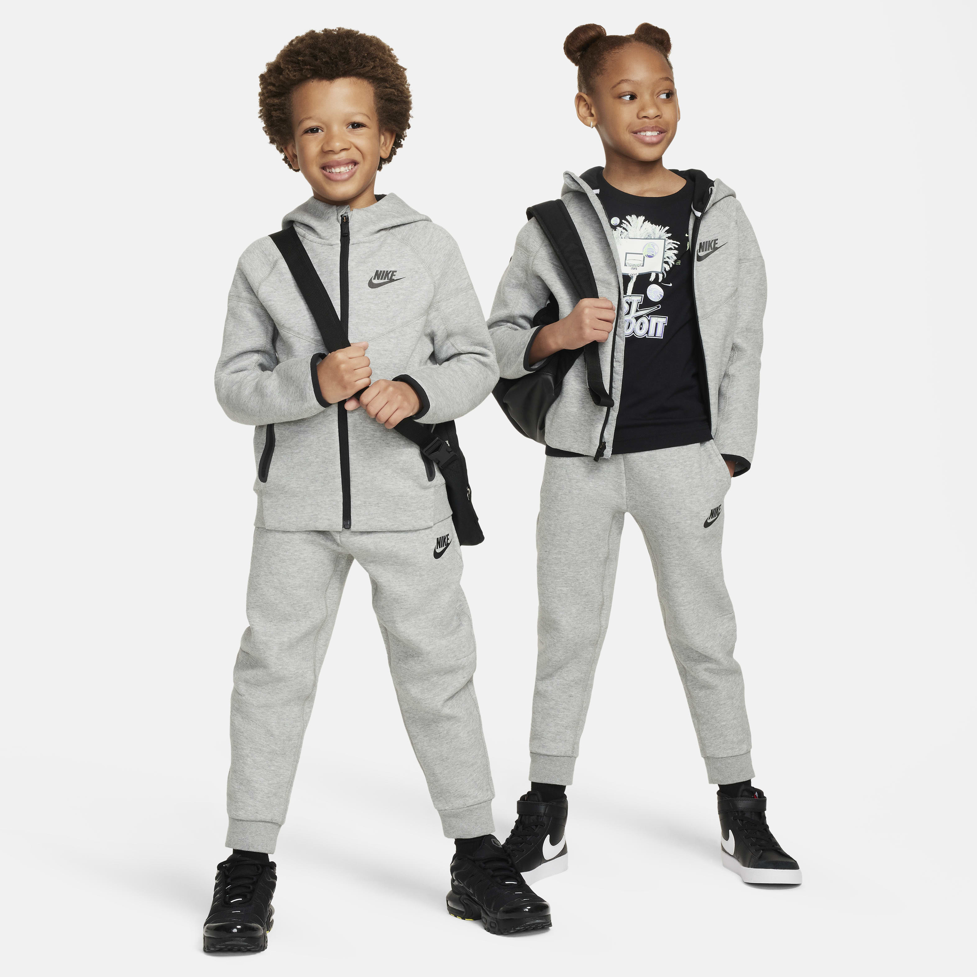 Kids nike tech shop