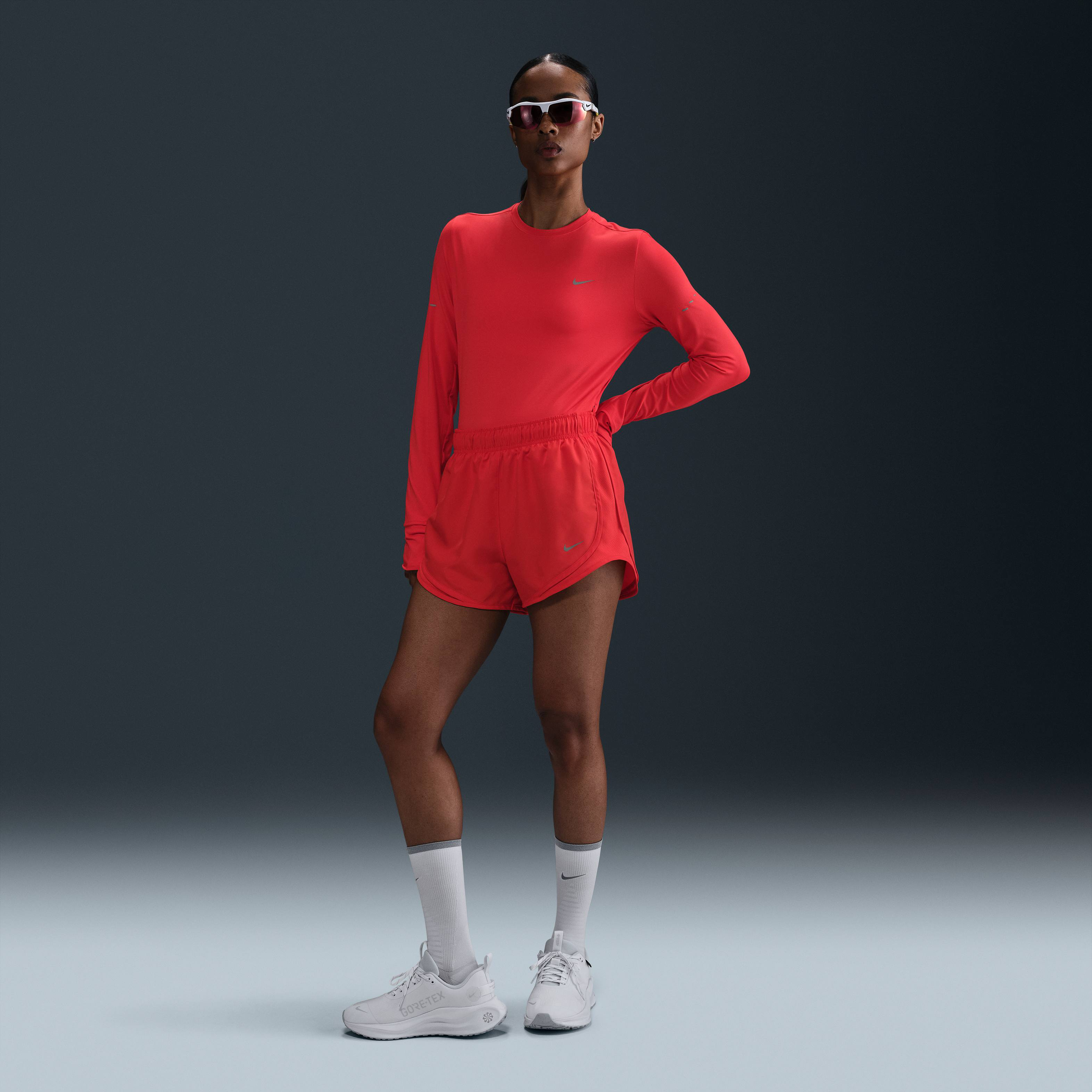 Nike Tempo image number 0