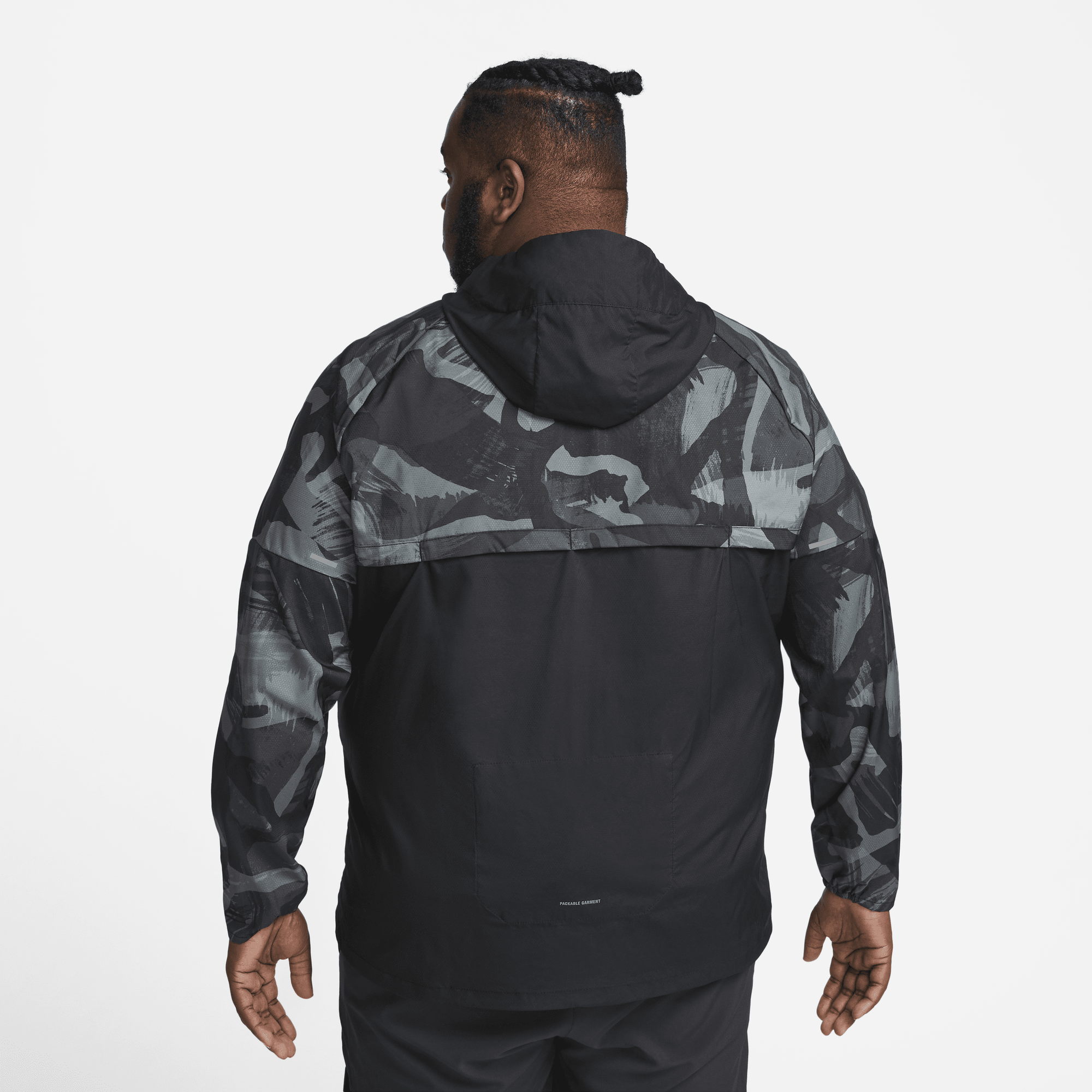 Nike hotsell windbreaker camo