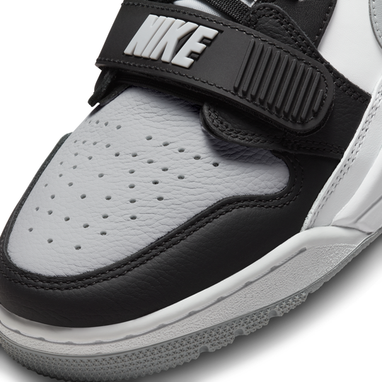 Nike air jordan sales legacy 312 men's shoe