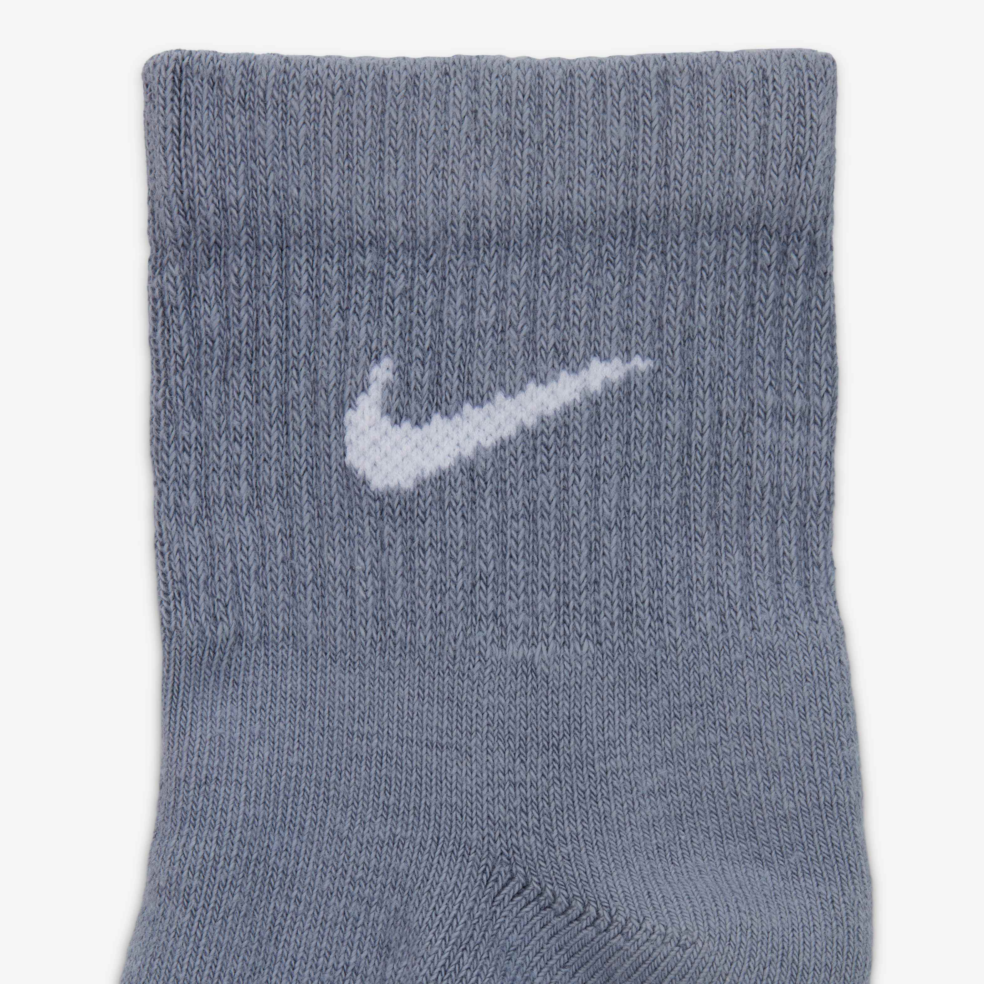 Nike Everyday Plus Cushioned image number 3