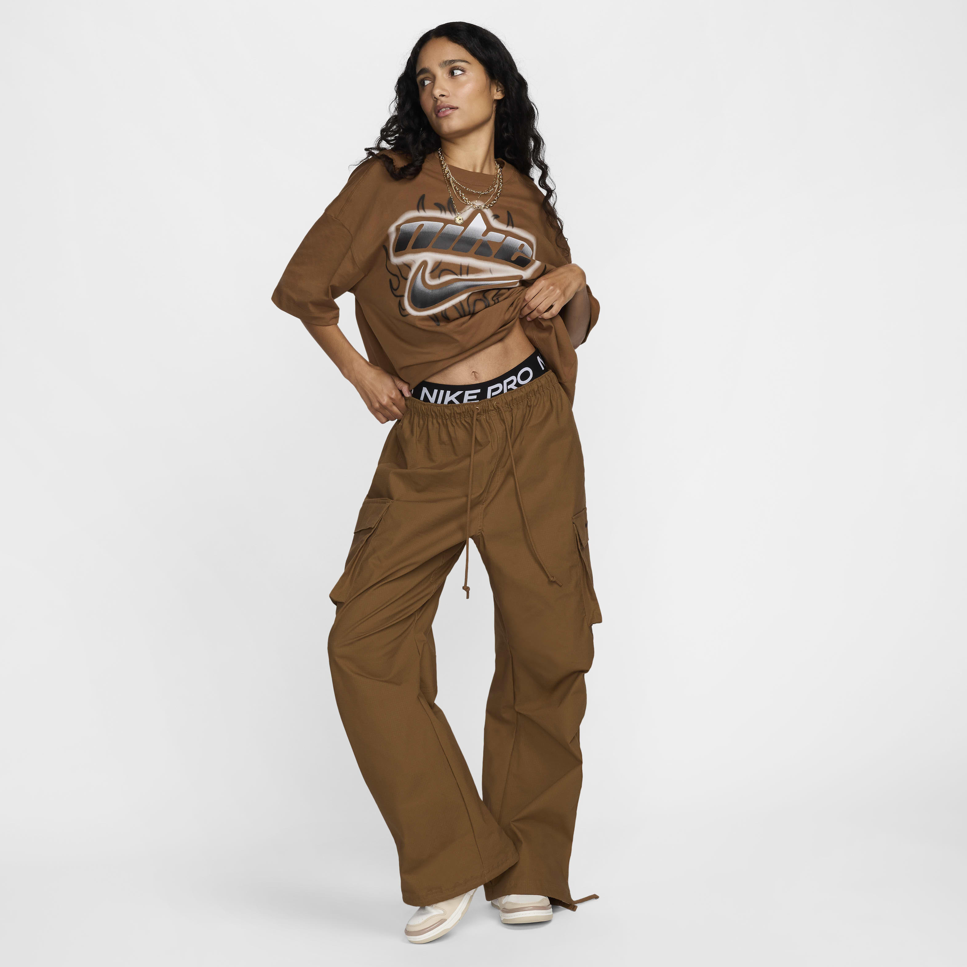 ★Nike★ Sportswear Mid-Rise Cargo Pants W Light British Tan Buy Nike Sportswear Women's Mid-Rise Oversized Cargo