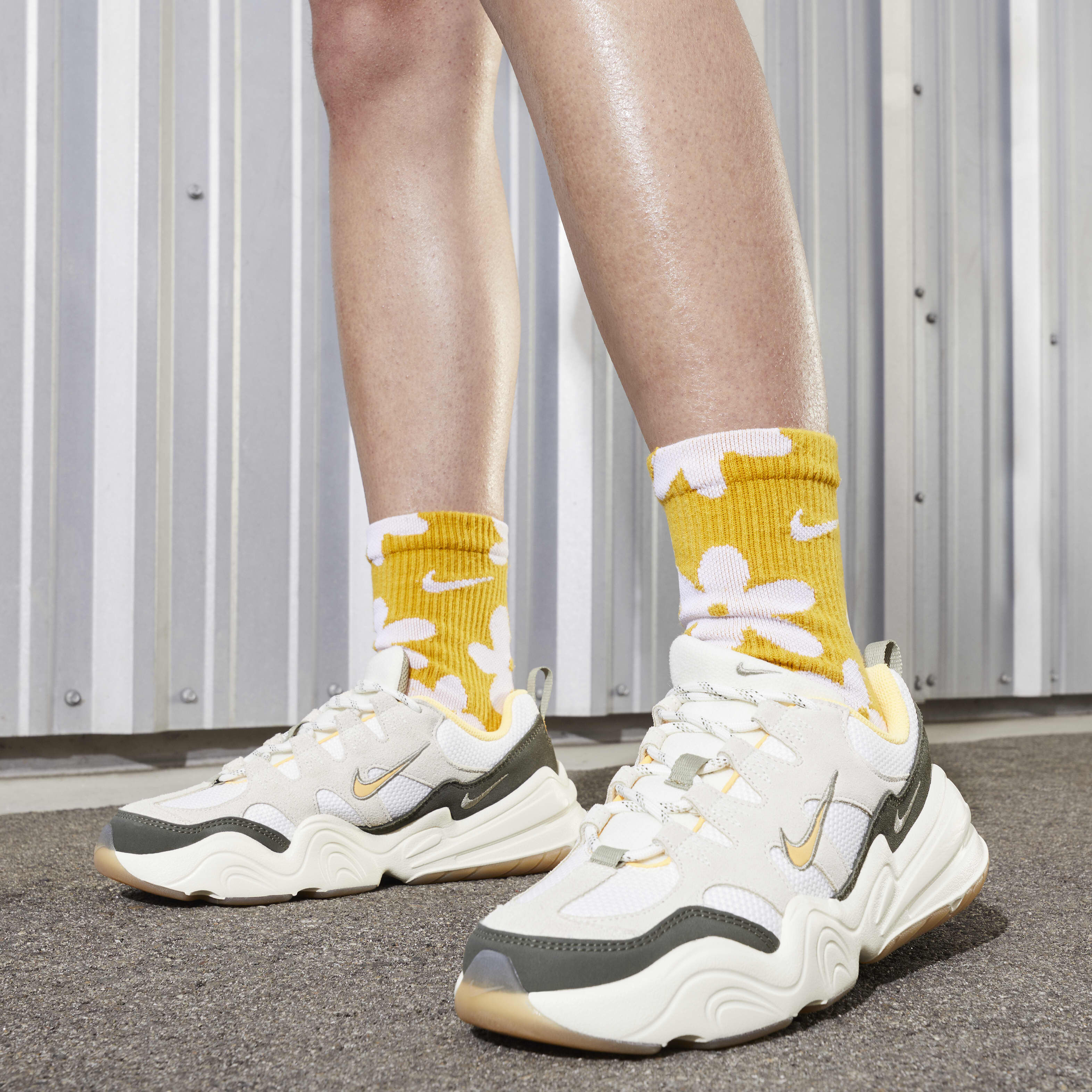 Nike Tech Hera image number 9