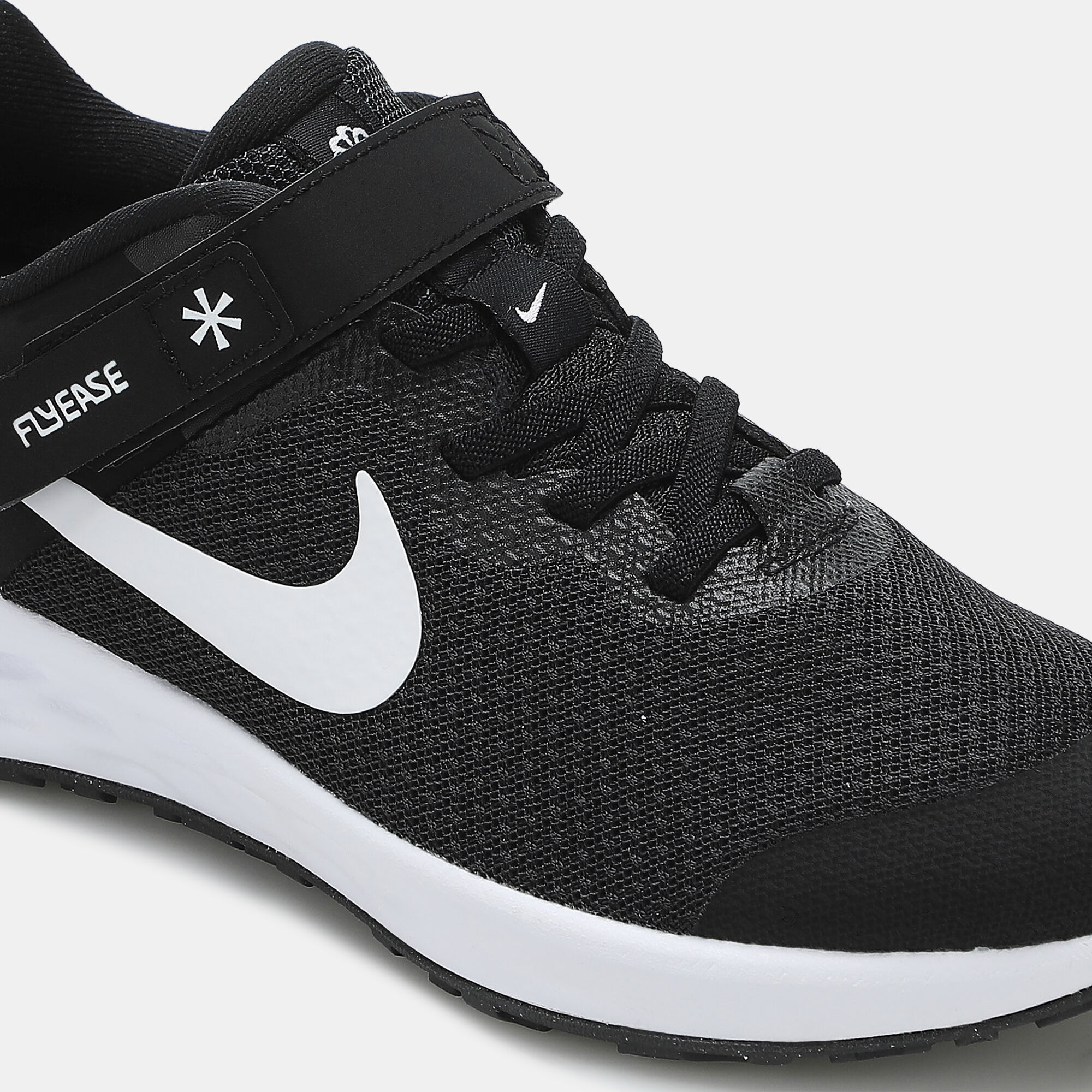 Nike flyease kids sale