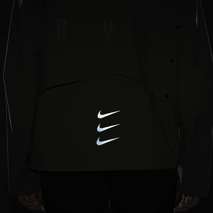 Nike Storm-FIT Run Division image number 20 Nike Storm-FIT Run Division image number 20
