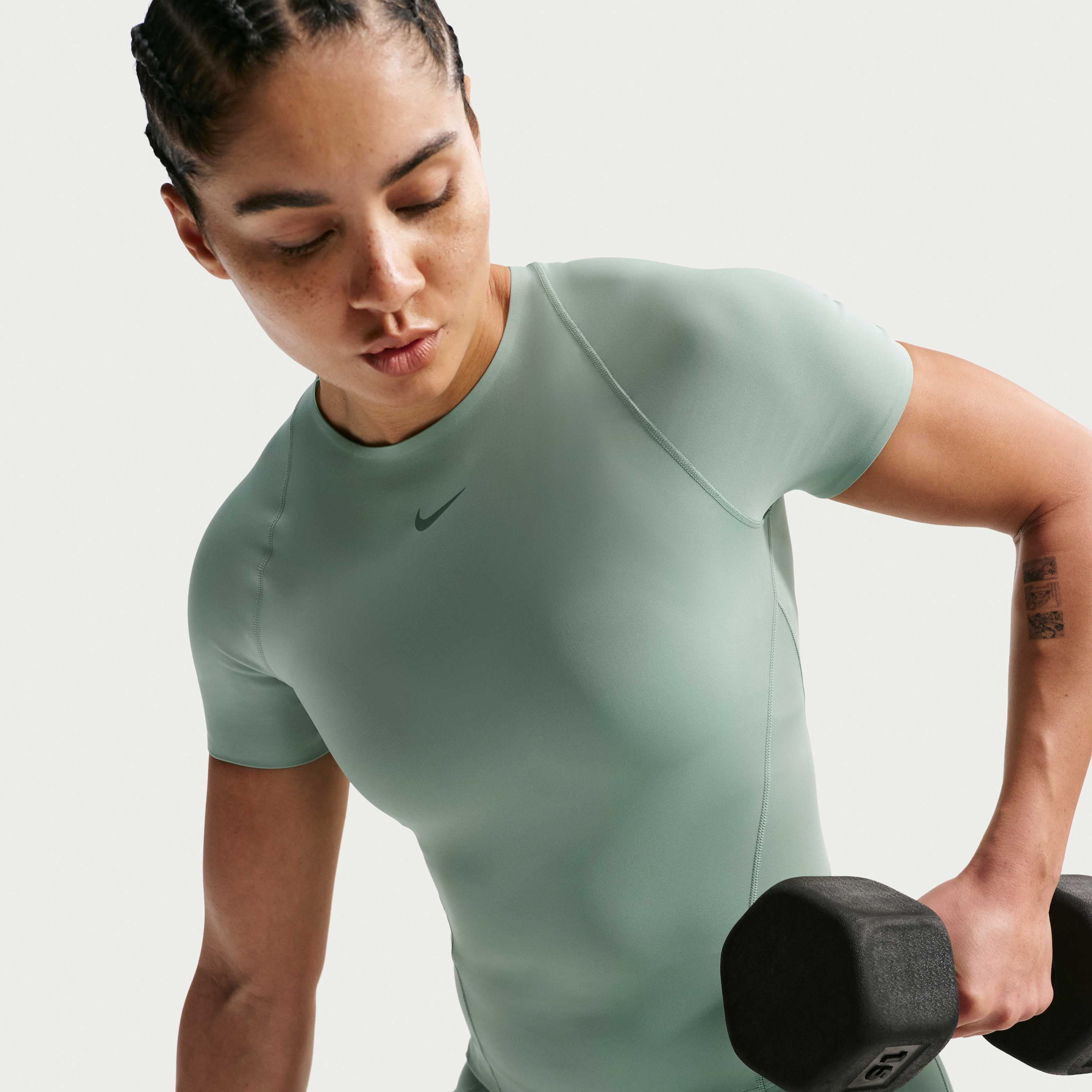 Nike Universa image number 2