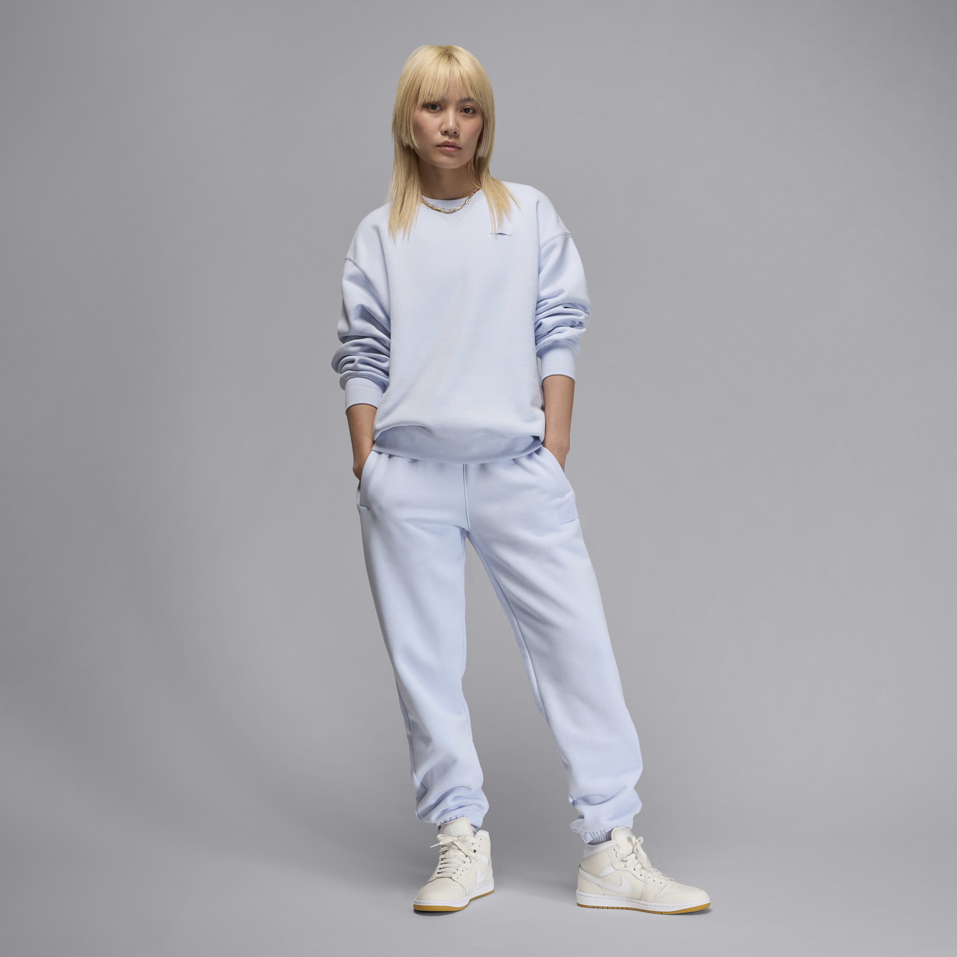 حذاء اير جوردن 1 ميد image number 8