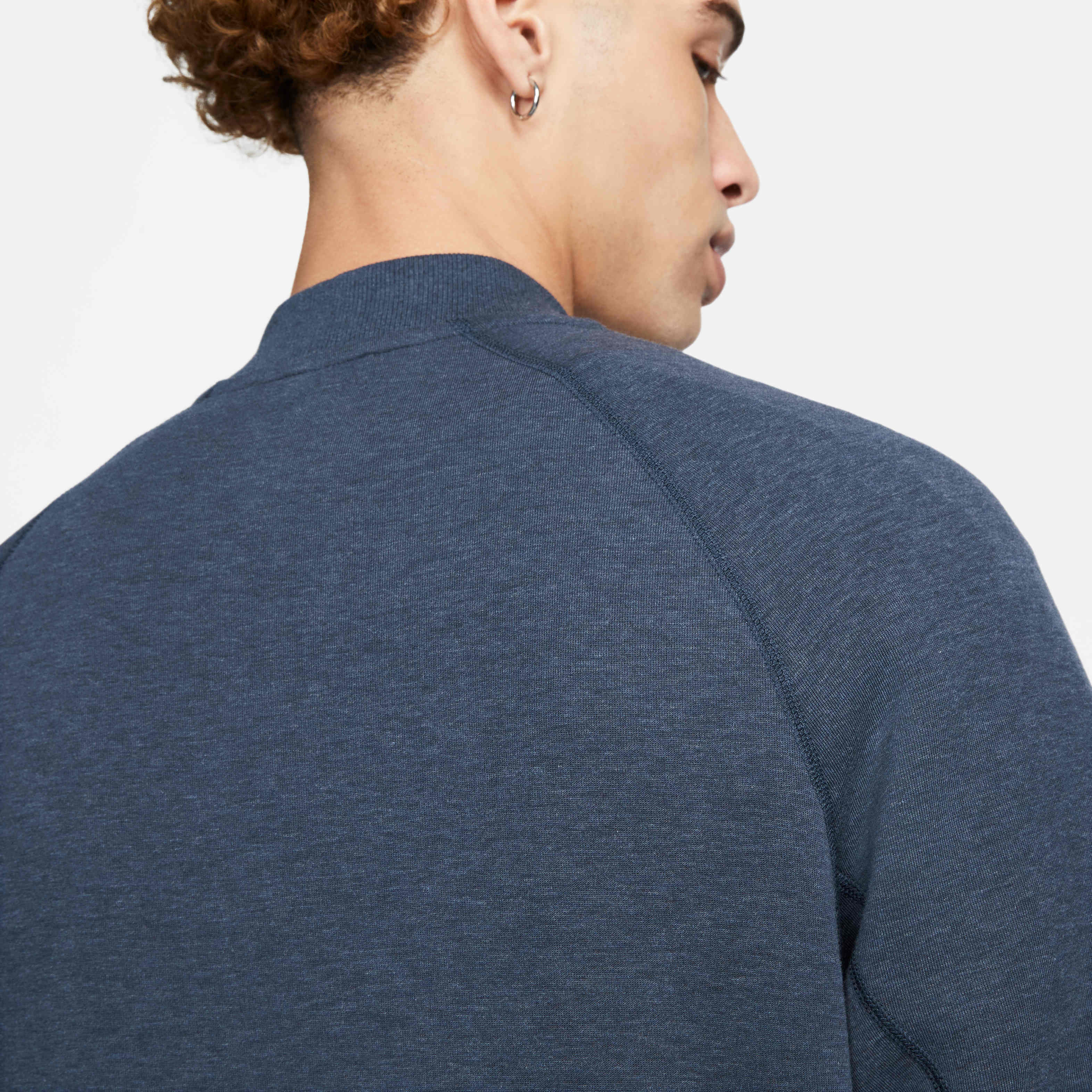 نايكي سبورتسوير تك فليس image number 5