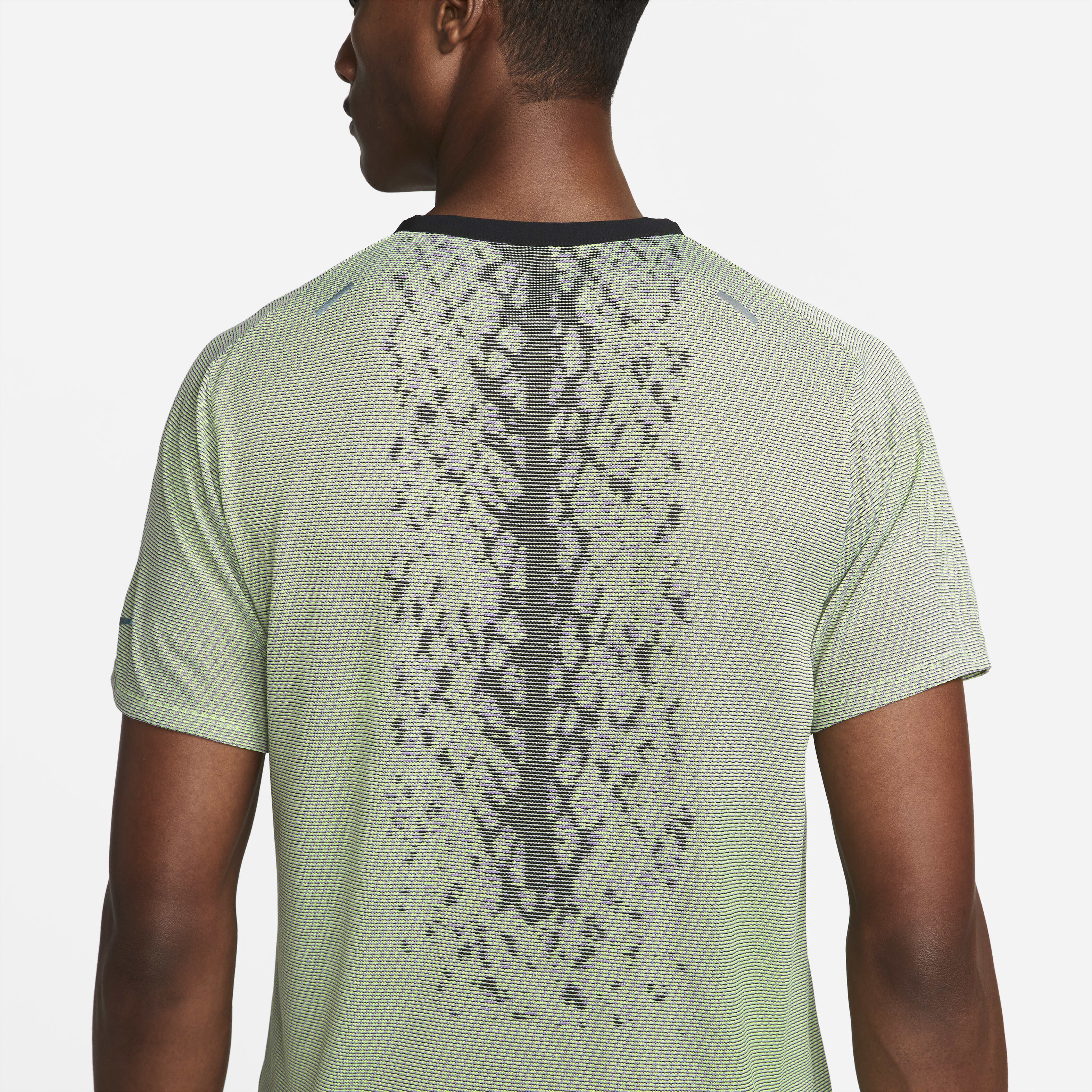 Nike Dri-FIT ADV Run Division TechKnit image number 5