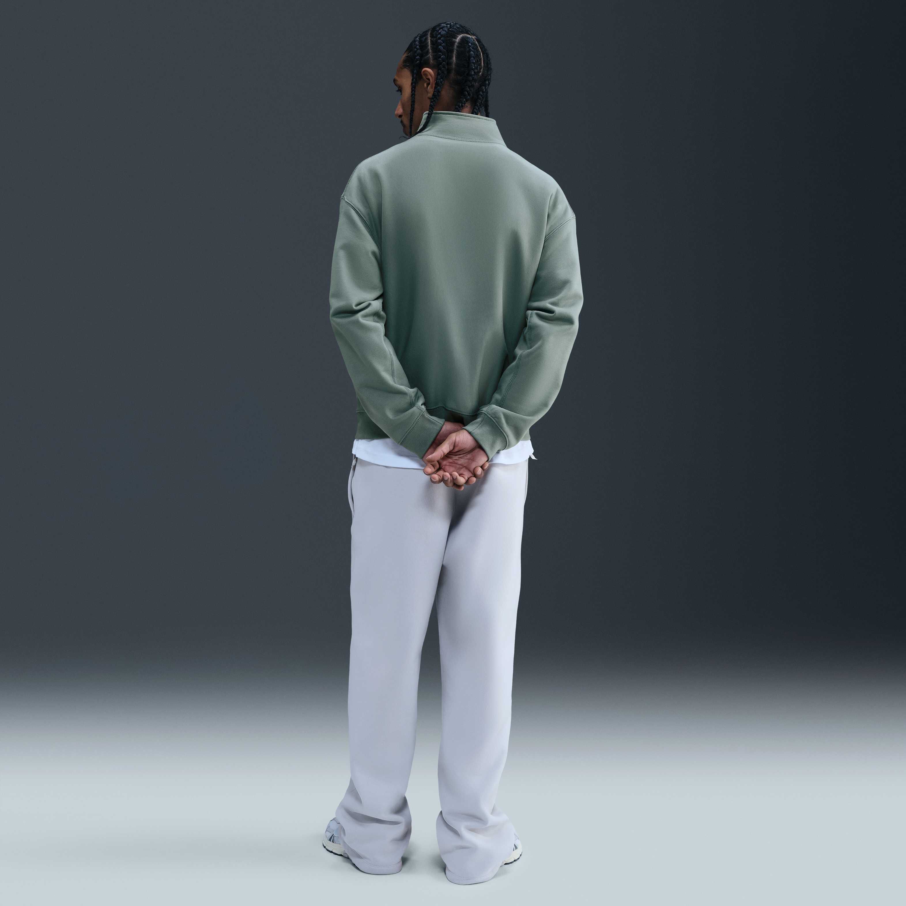 Nike Solo Swoosh image number 4