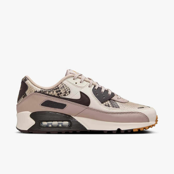 Nike Air Max 90 SE image number 2 Nike Air Max 90 SE image number 2