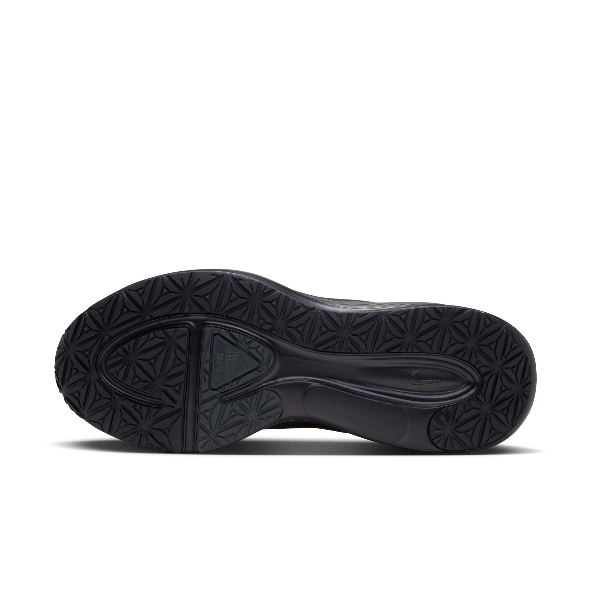 Nike Revolution 8 Utility image number 8