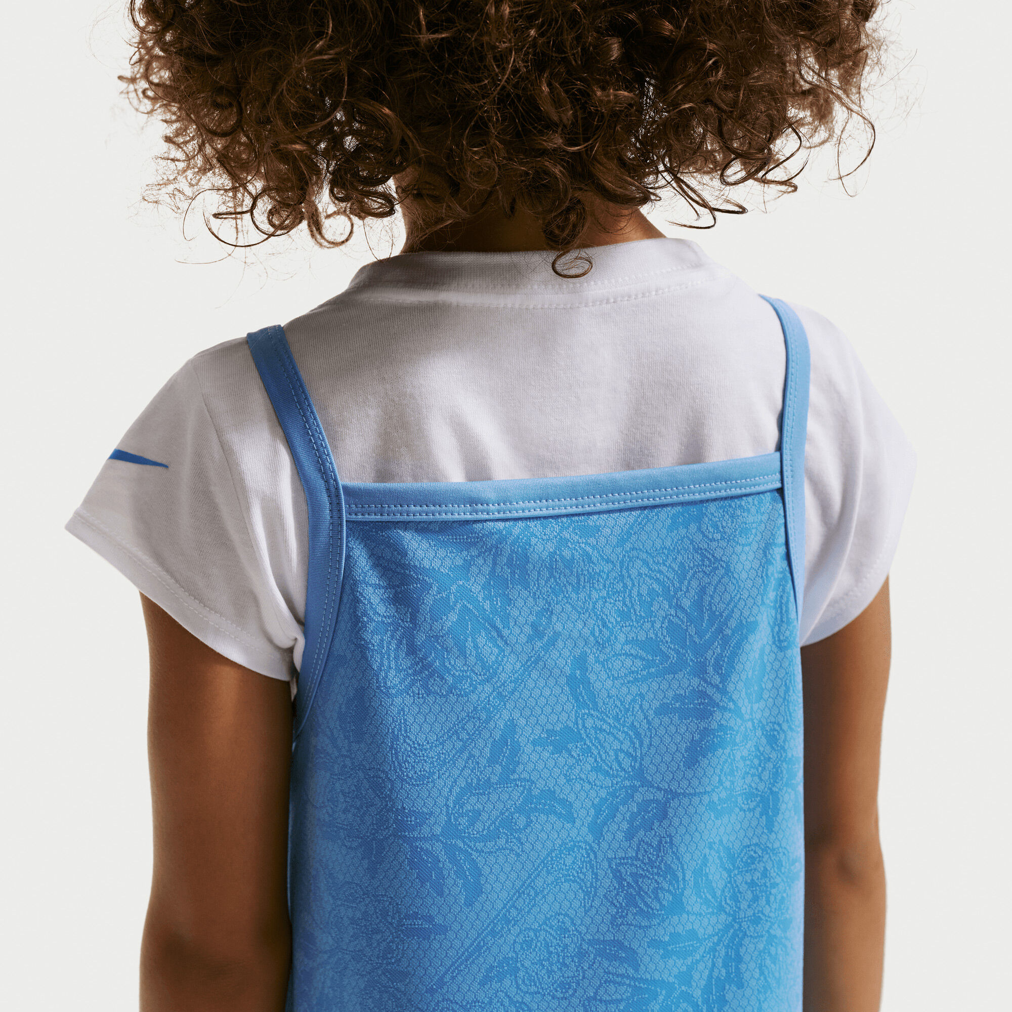 نايكي موف ويث نايتشر image number 3