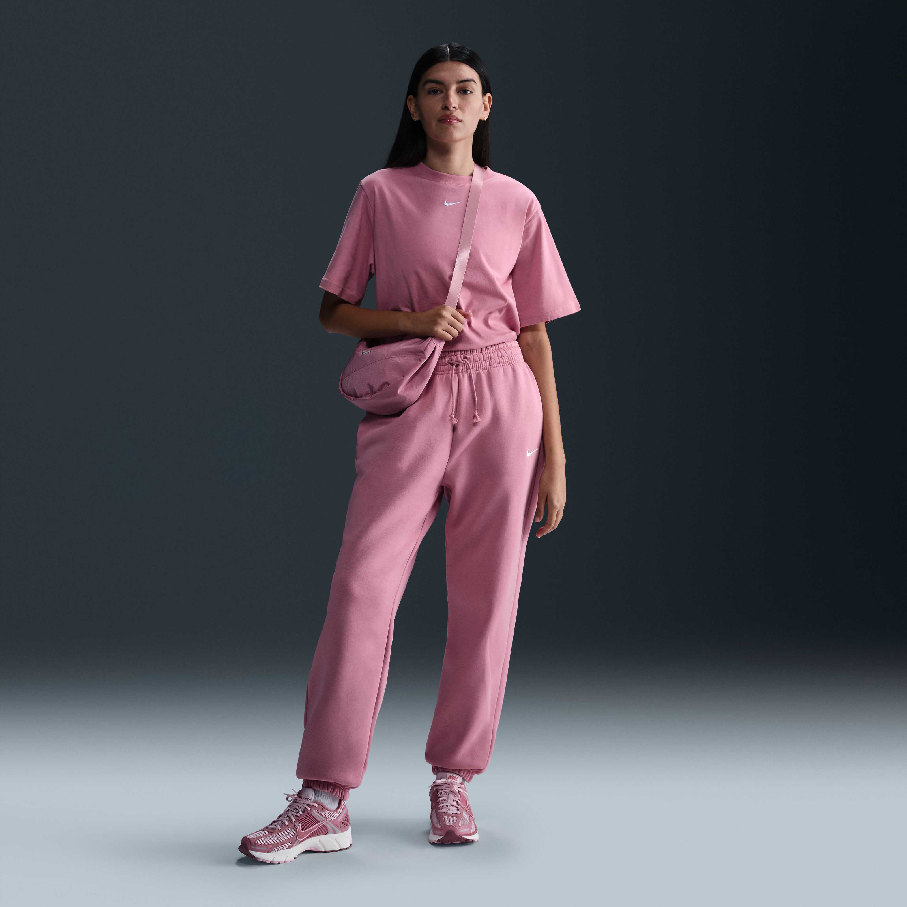 نايكي سبورتسوير فينيكس فليس image number 0