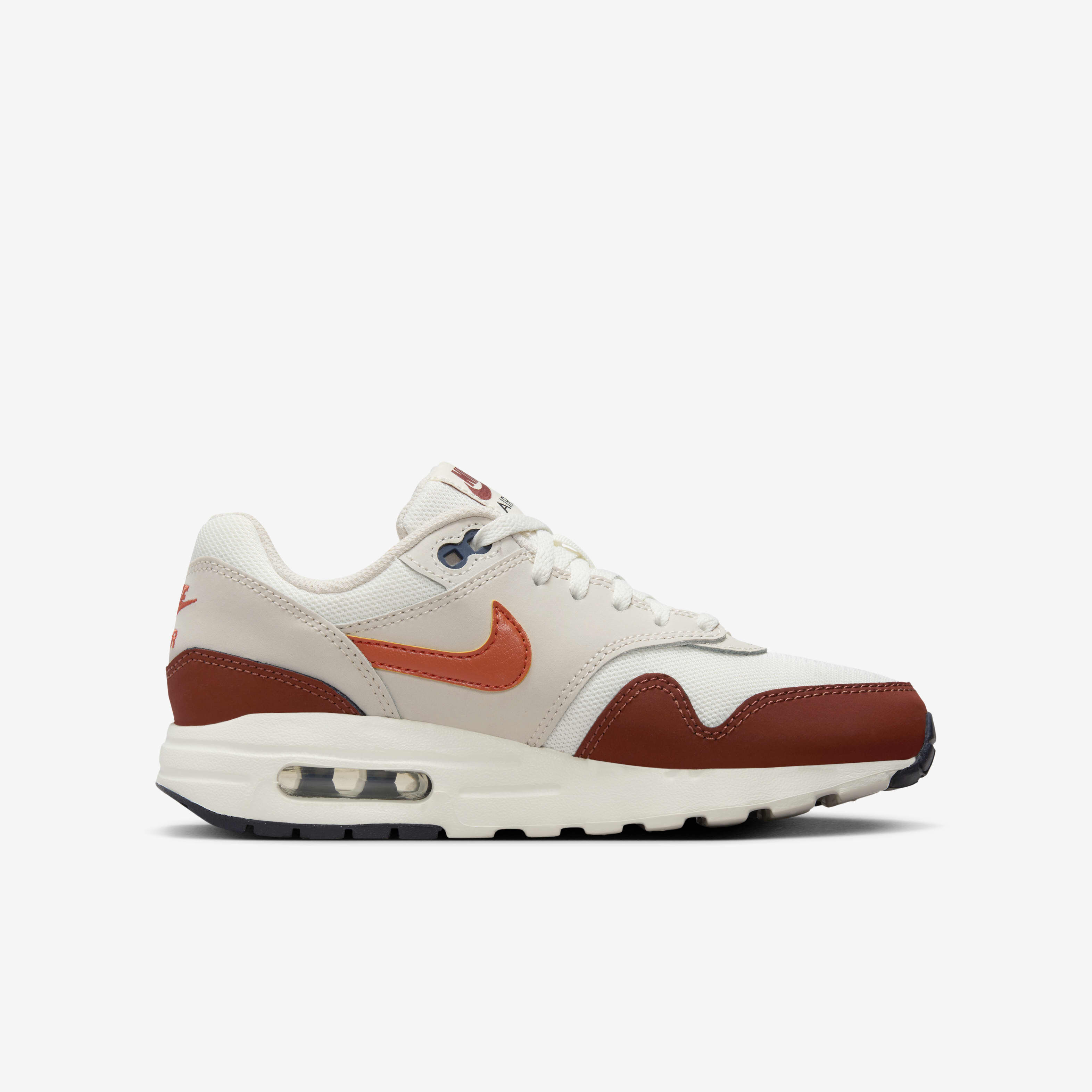 Nike thea corail online