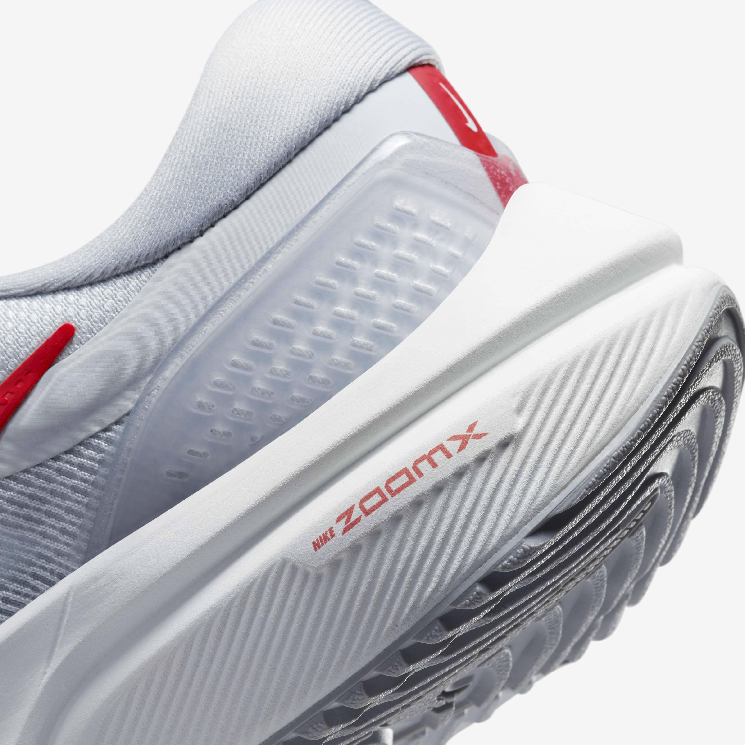 نايكي اير زووم فوميرو 16 image number 7