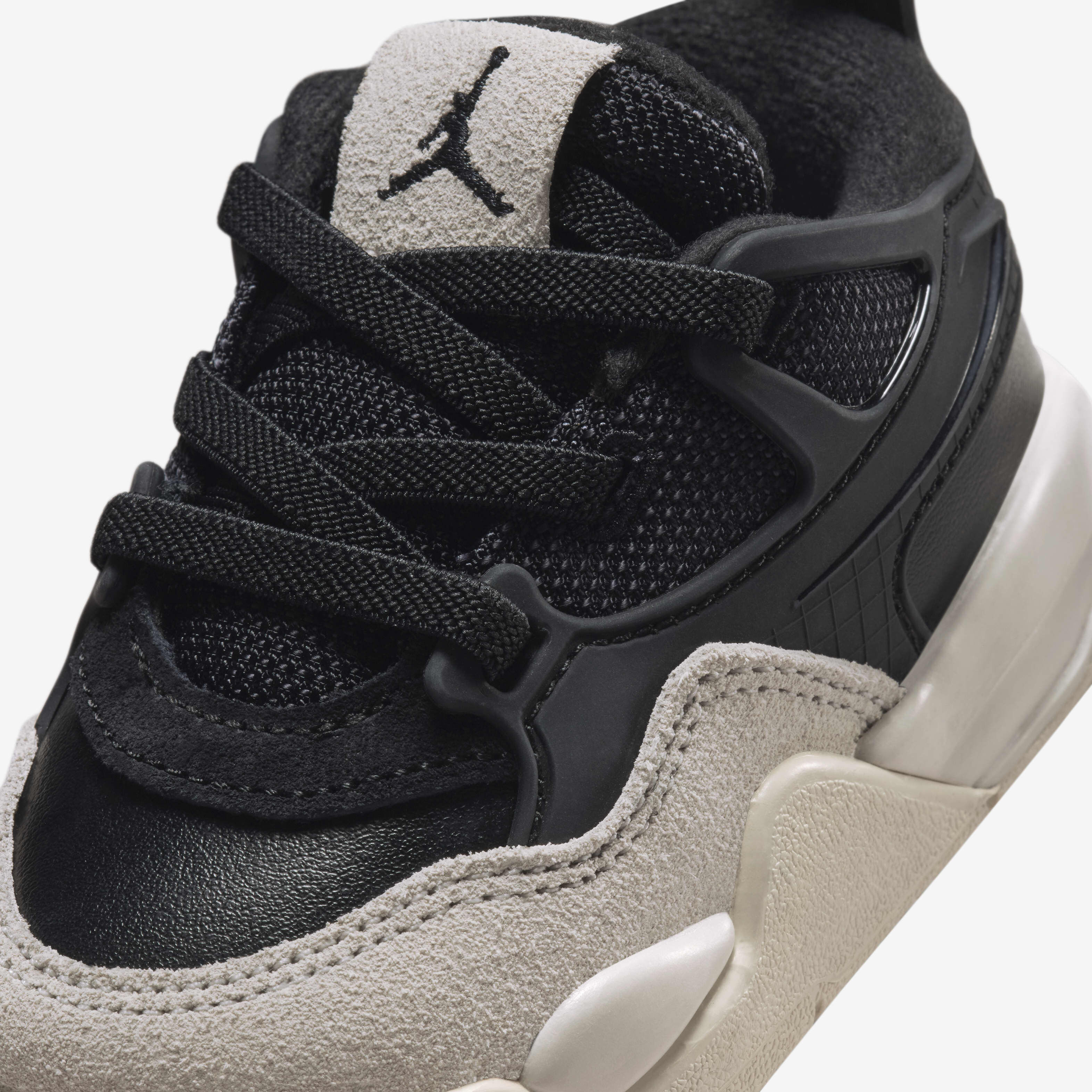 جوردن 4 ار ام image number 6