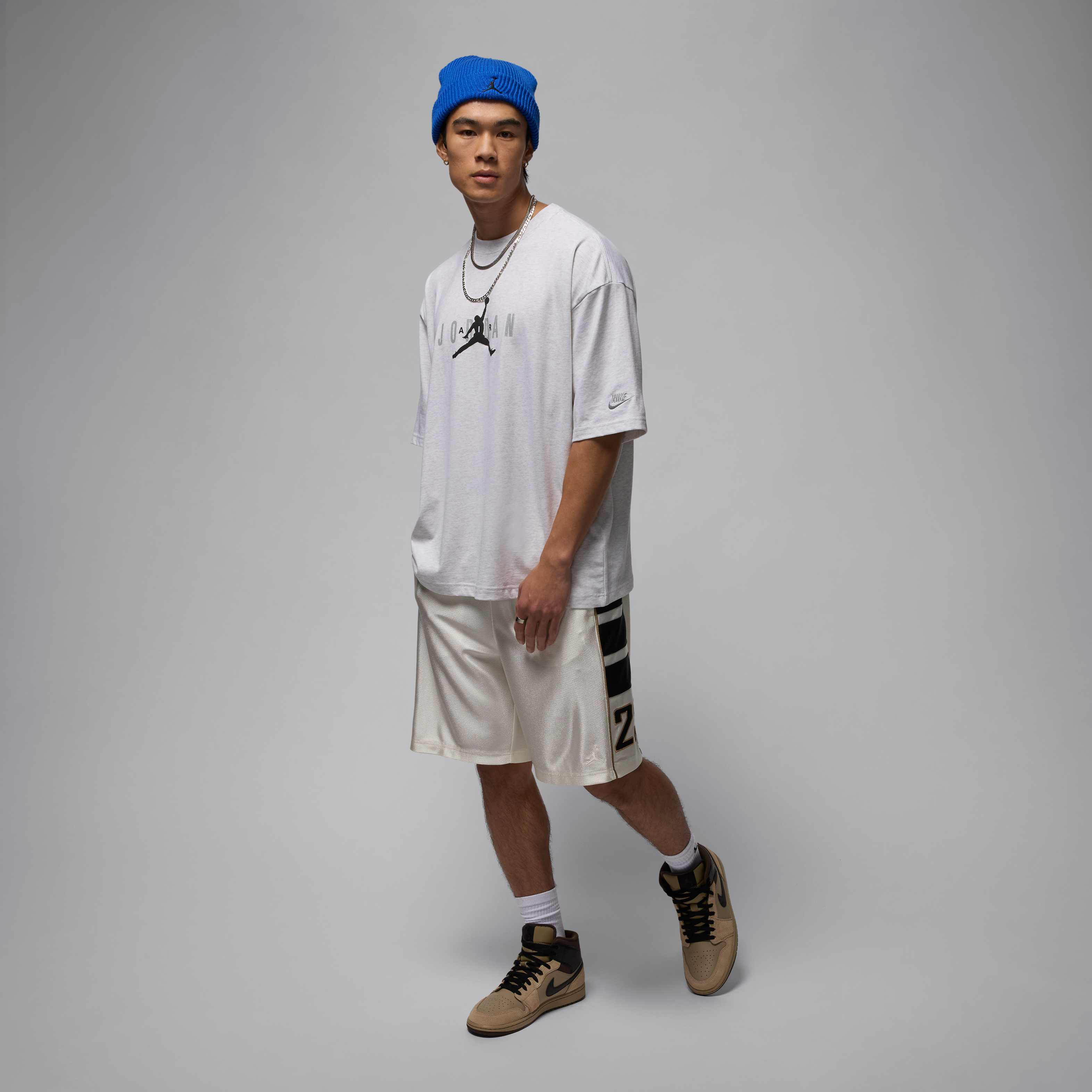 Jordan Brooklyn image number 5