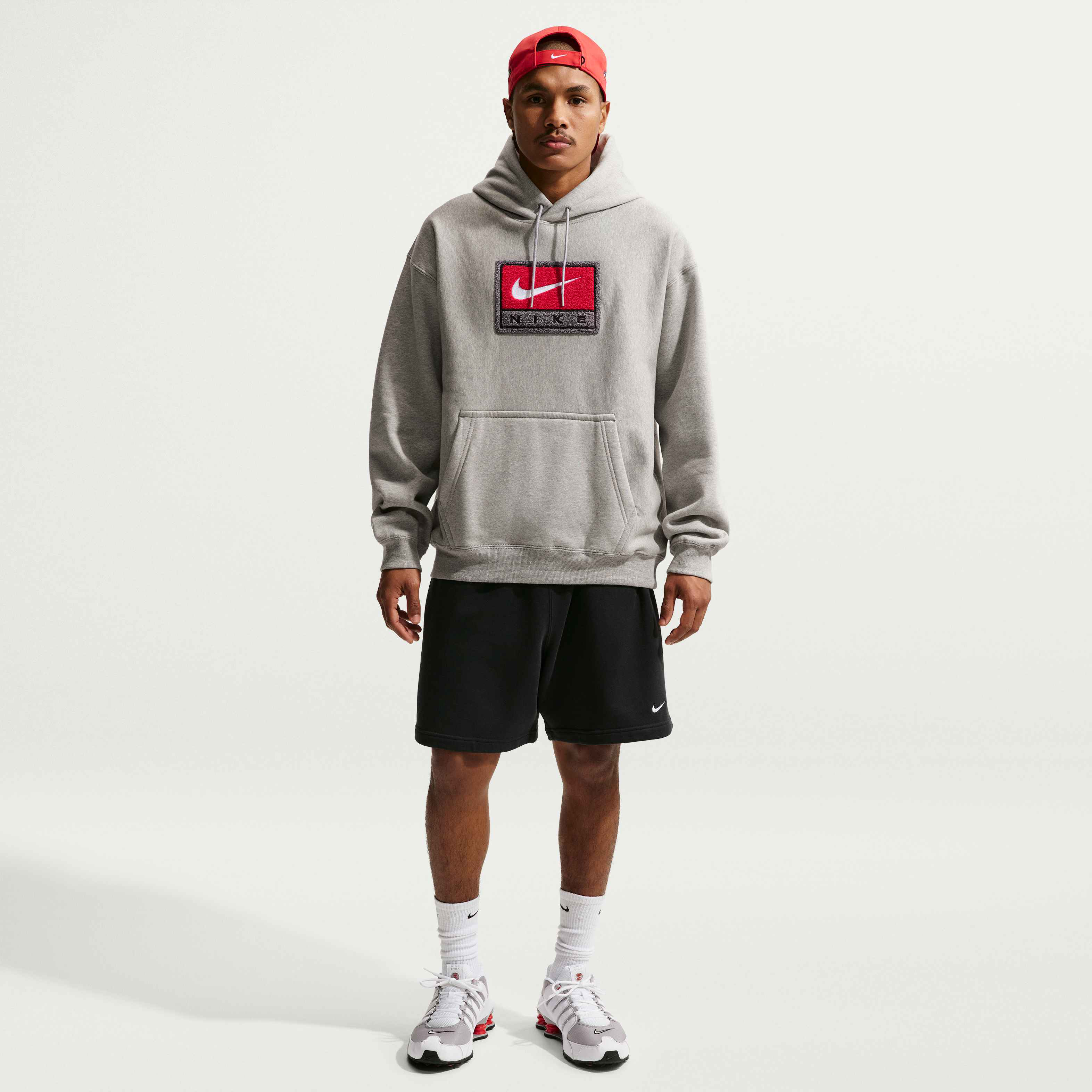 Nike Solo Swoosh image number 3