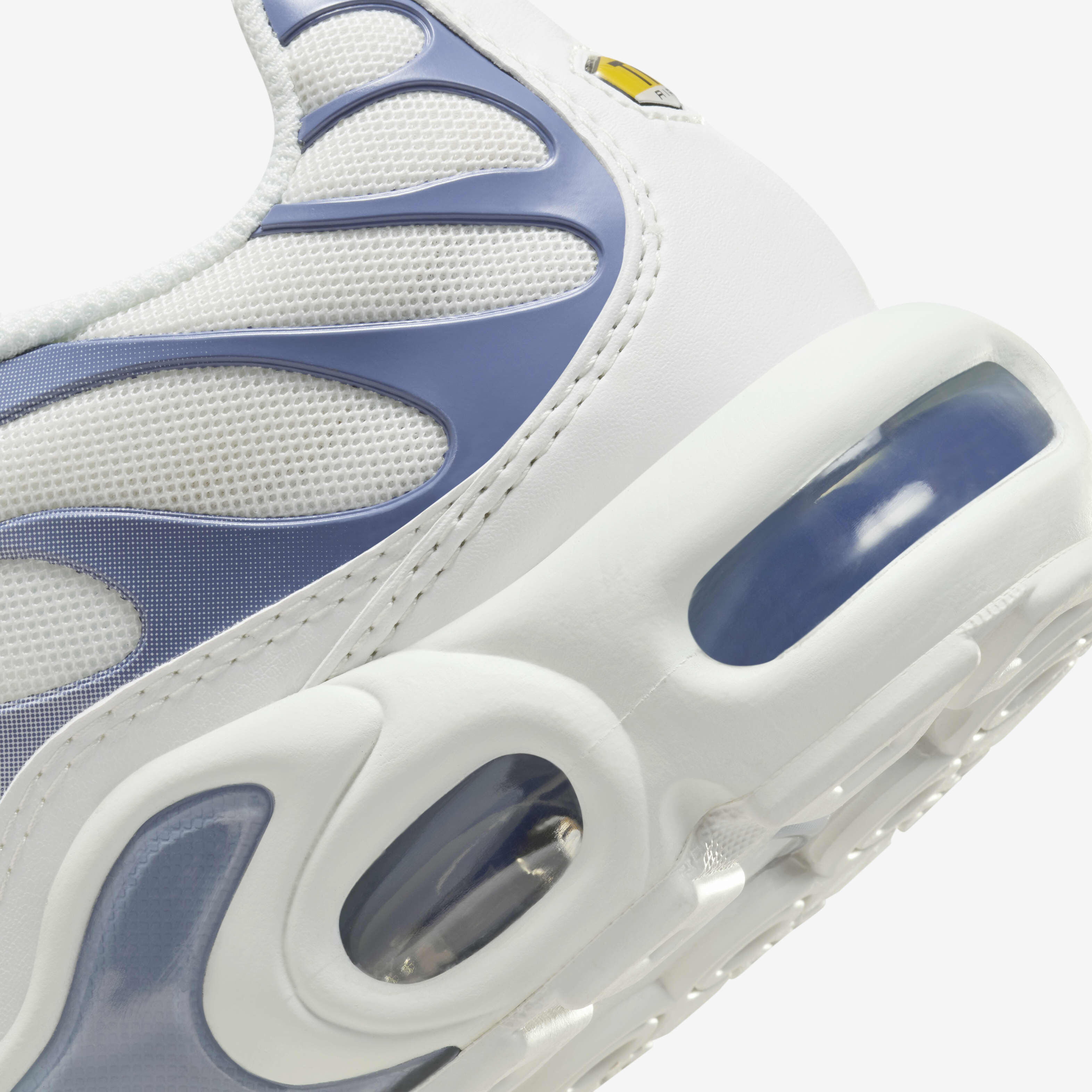 Nike Air Max Plus image number 8