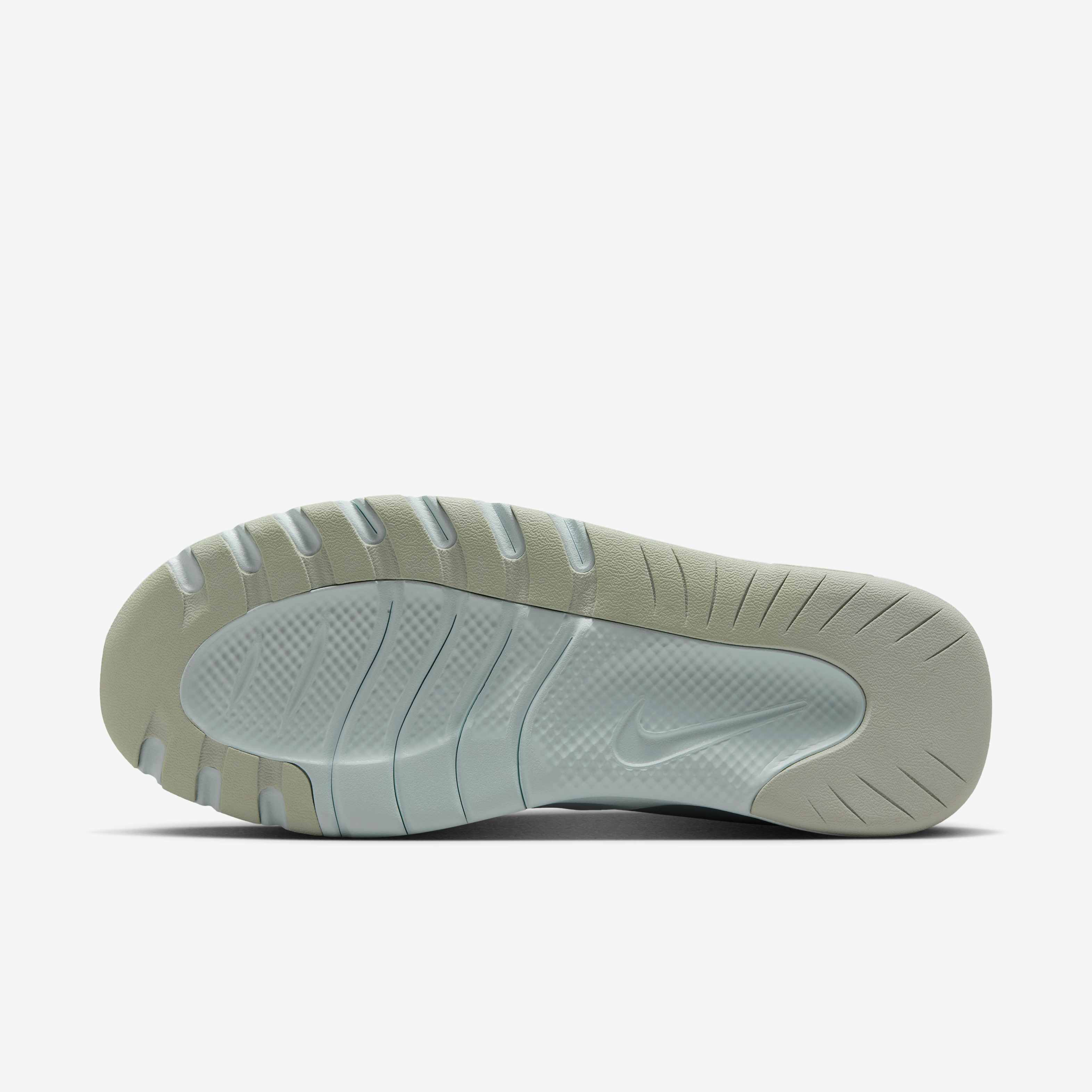 Nike Flex Train image number 1