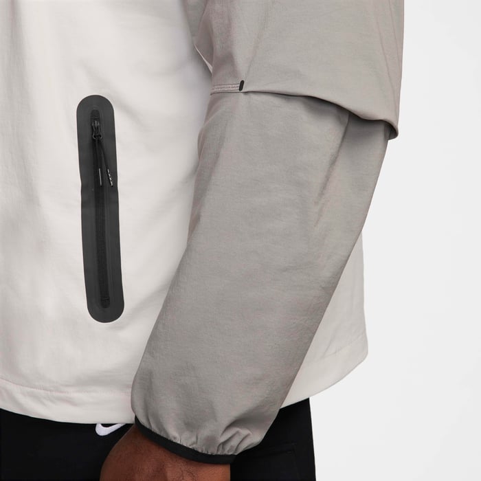 Nike Tech image number 4 Nike Tech image number 4