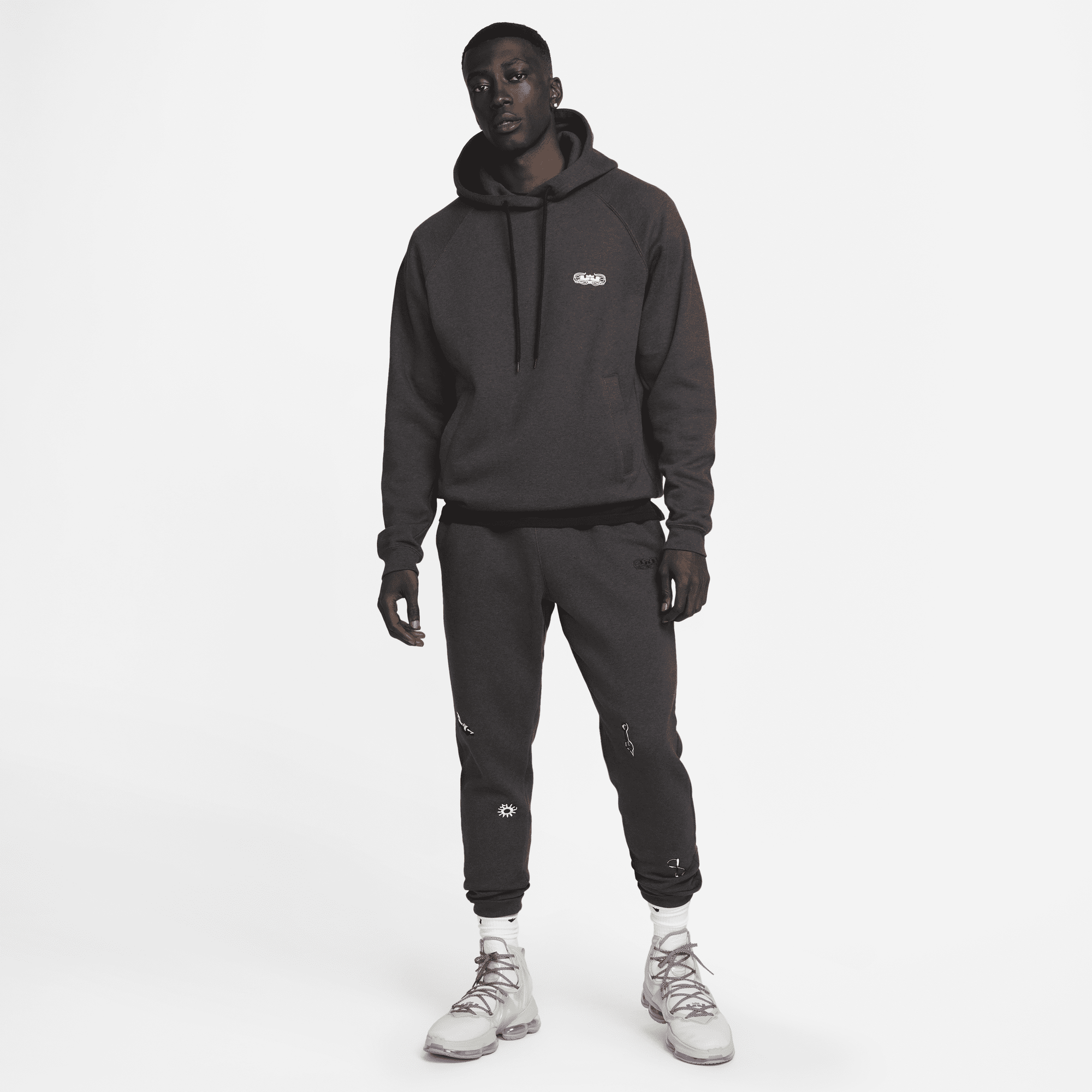 Nike sales lebron sweatpants