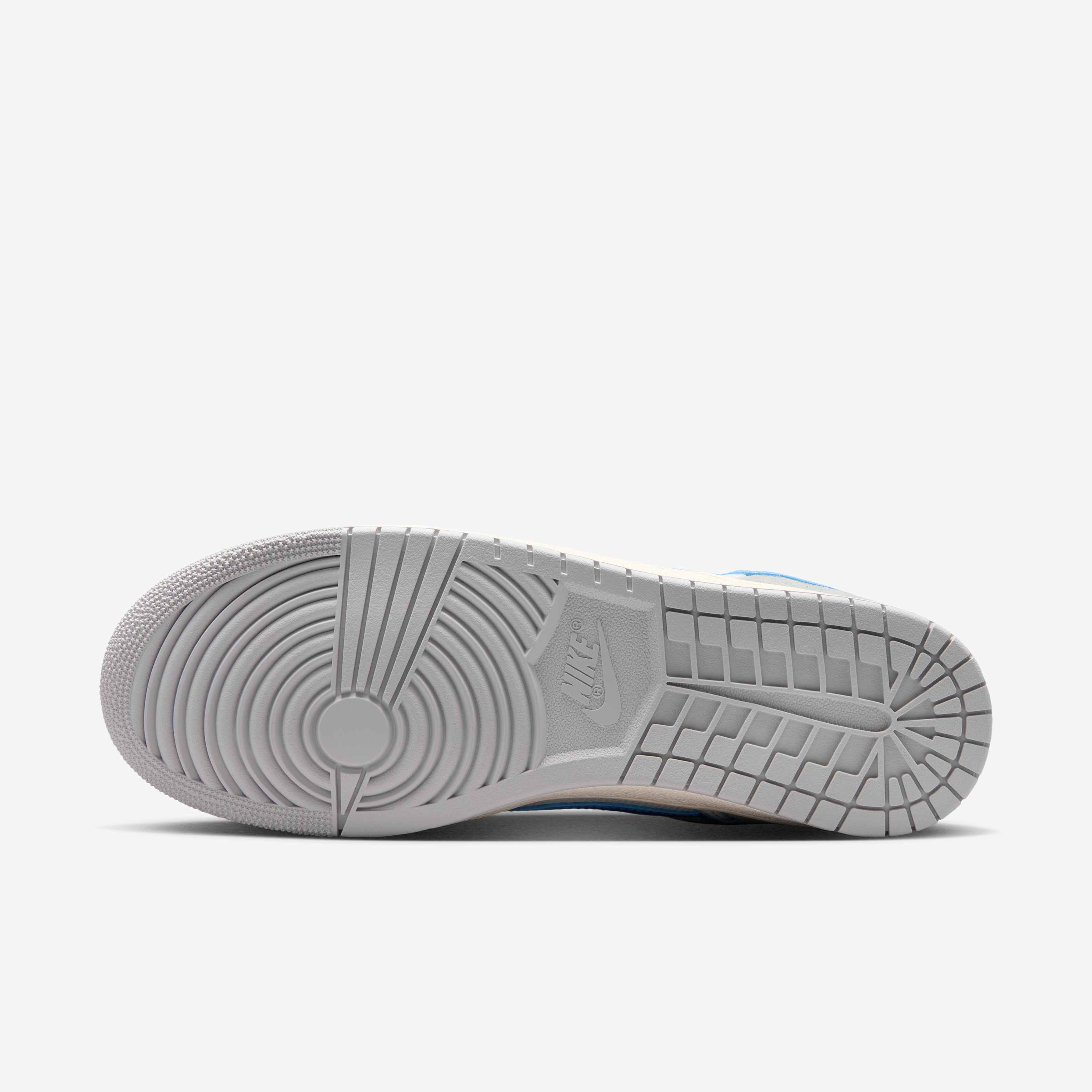 اير جوردن سكايلاين لو image number 1