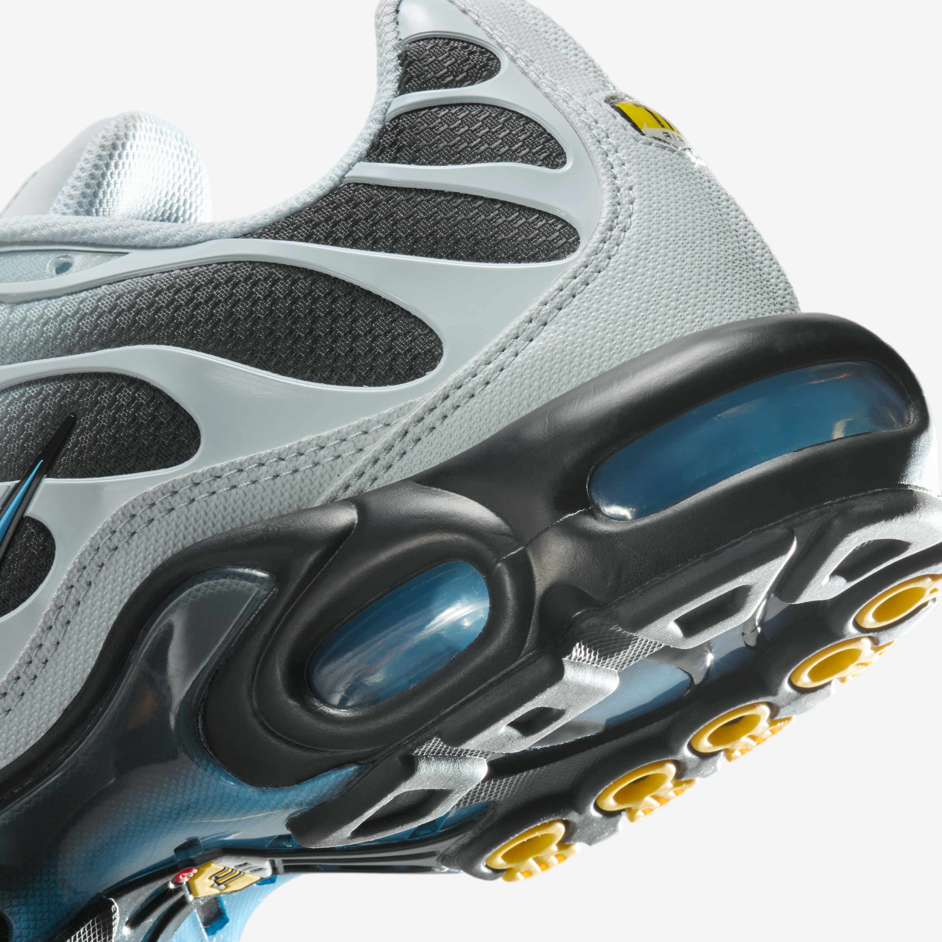 Nike Air Max Plus image number 7