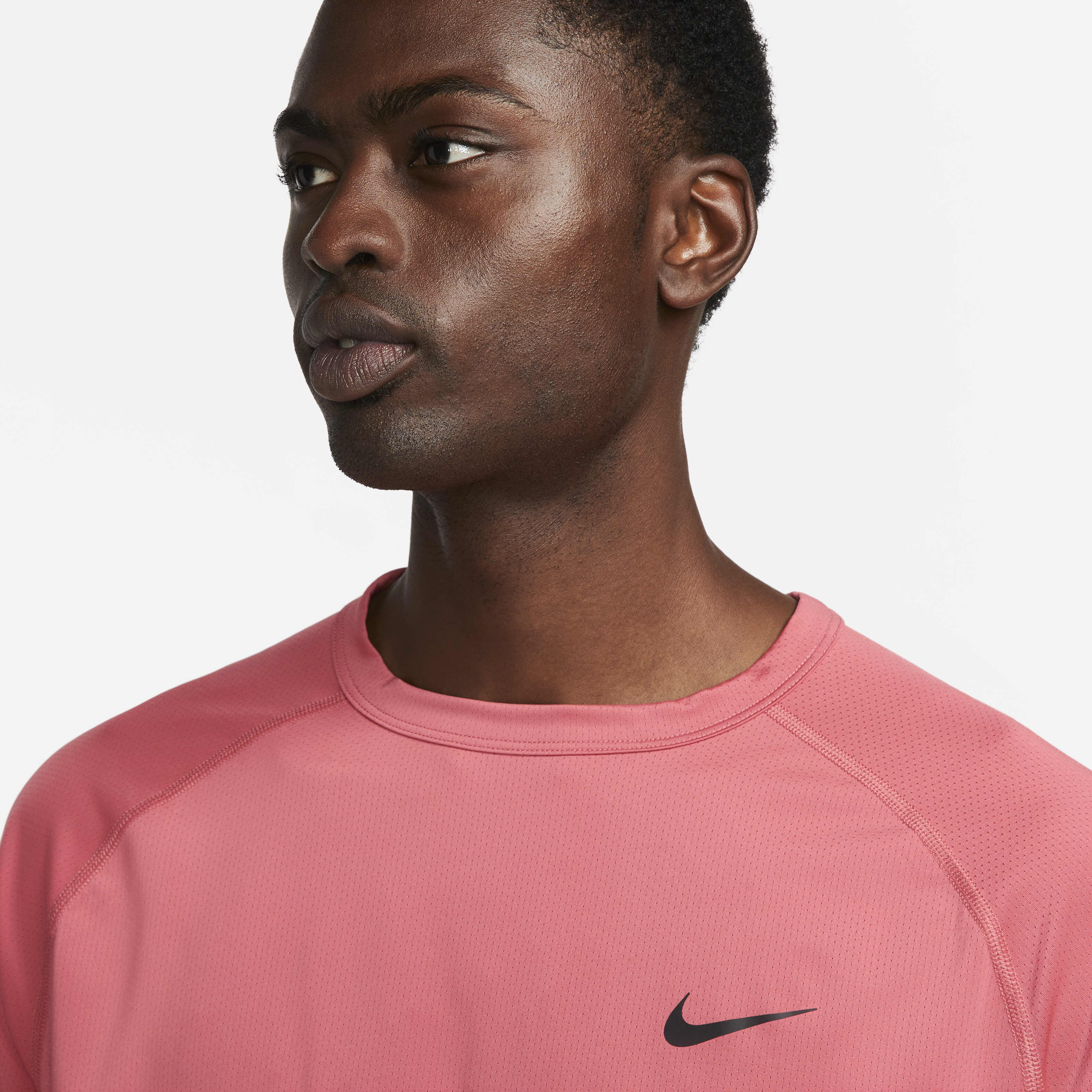 نايكي ريدي image number 2