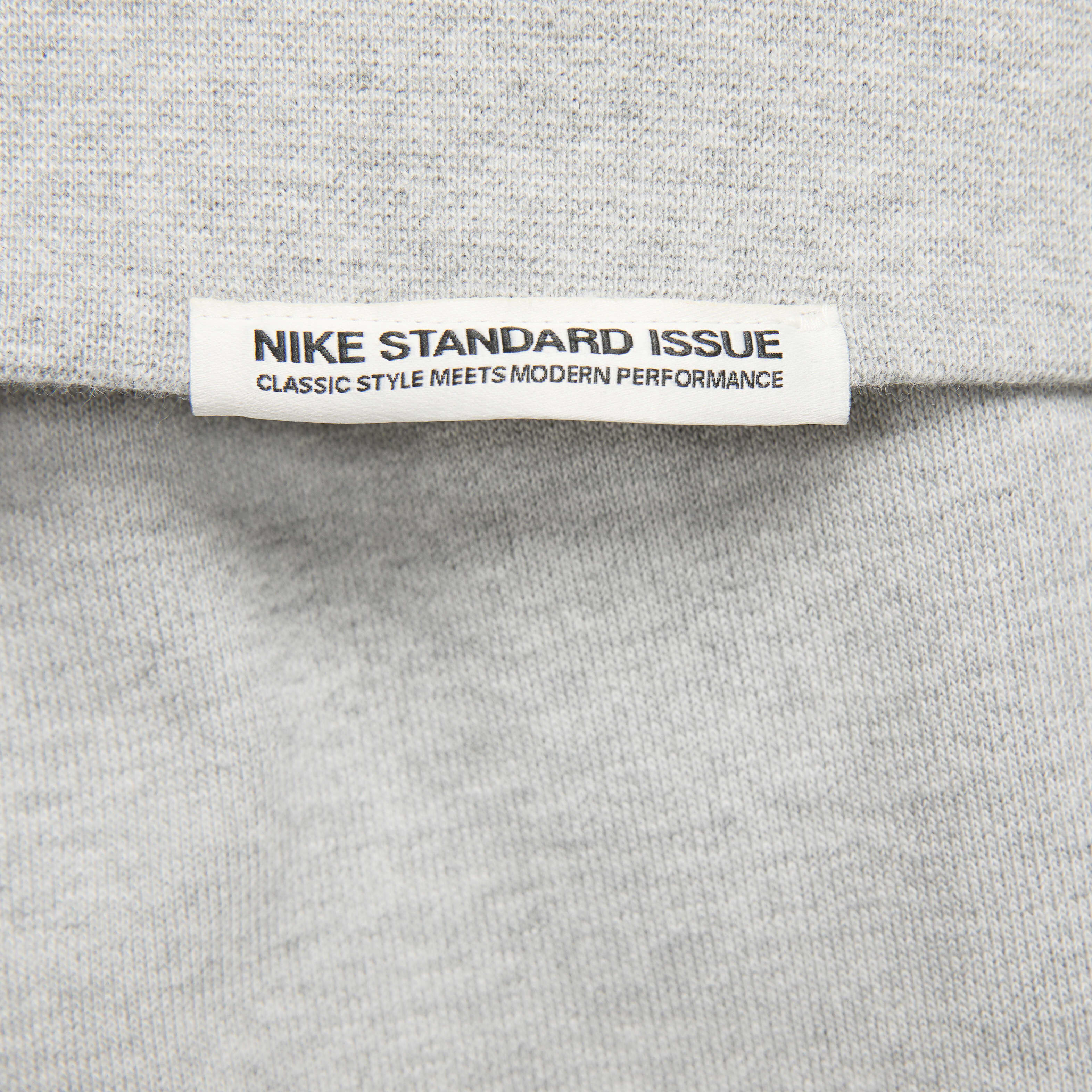 Nike Dri-FIT Standard Issue image number 4