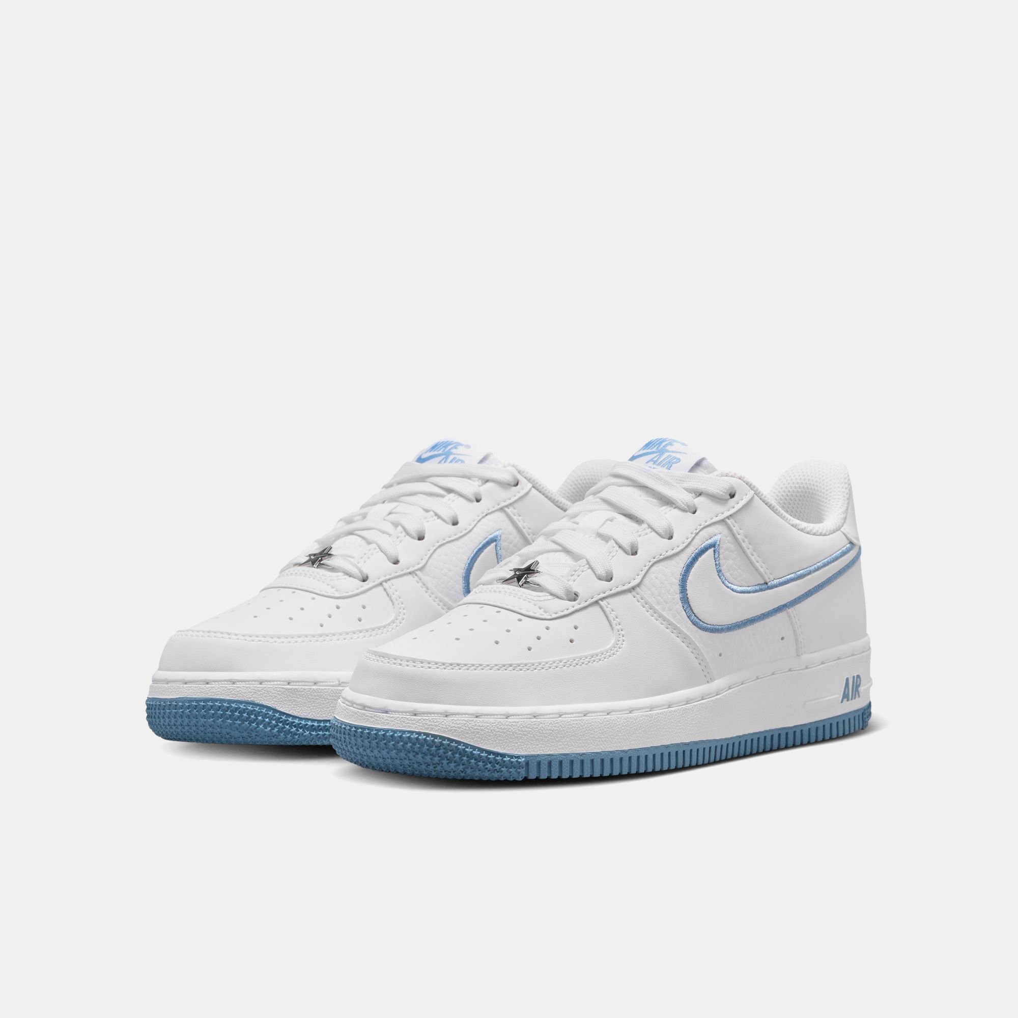Nike Air Force 1 image number 2