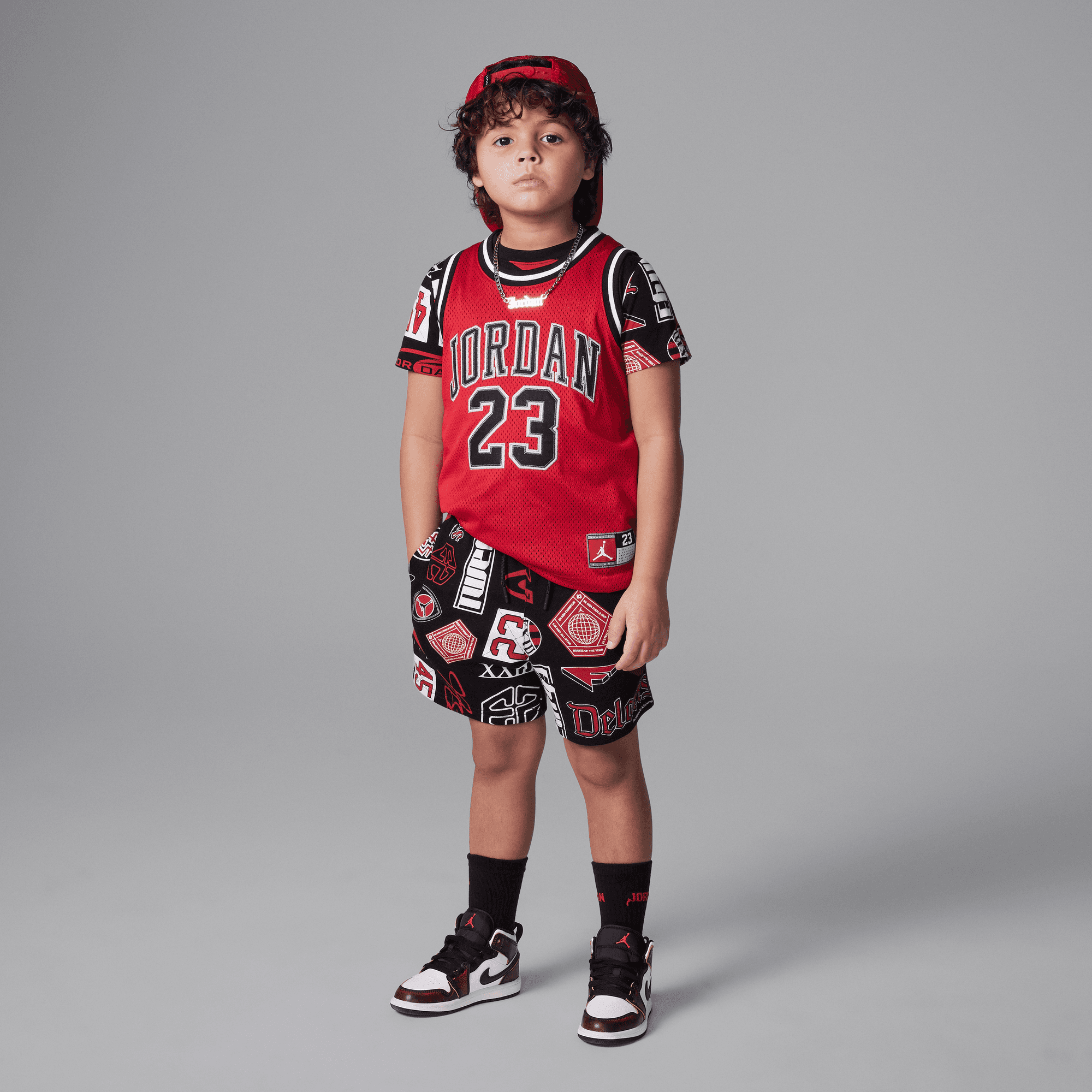 Jordan Essentials image number 3