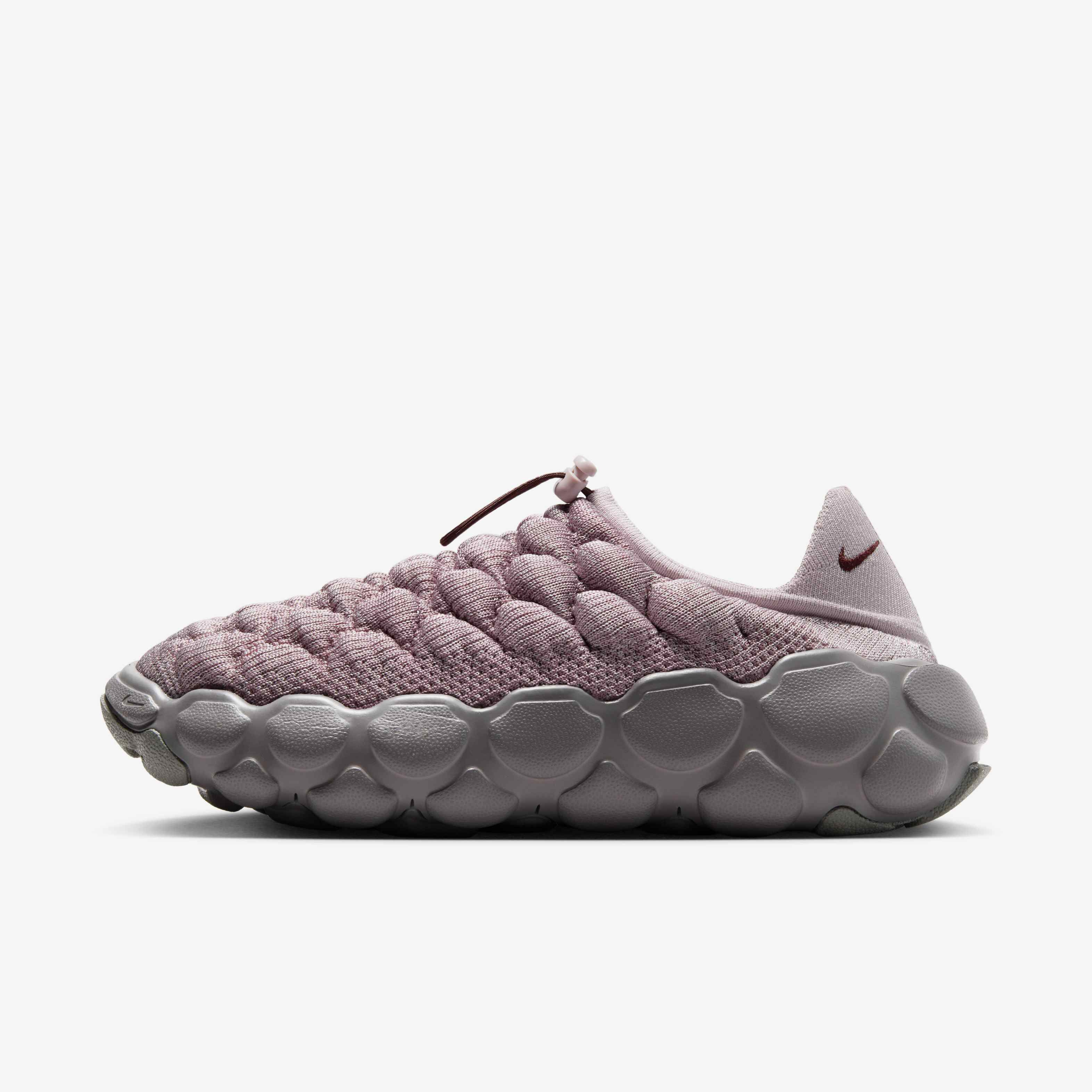 نايكي فلاينت هيفن image number 0