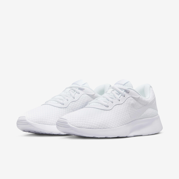 Nike Tanjun image number 4 Nike Tanjun image number 4