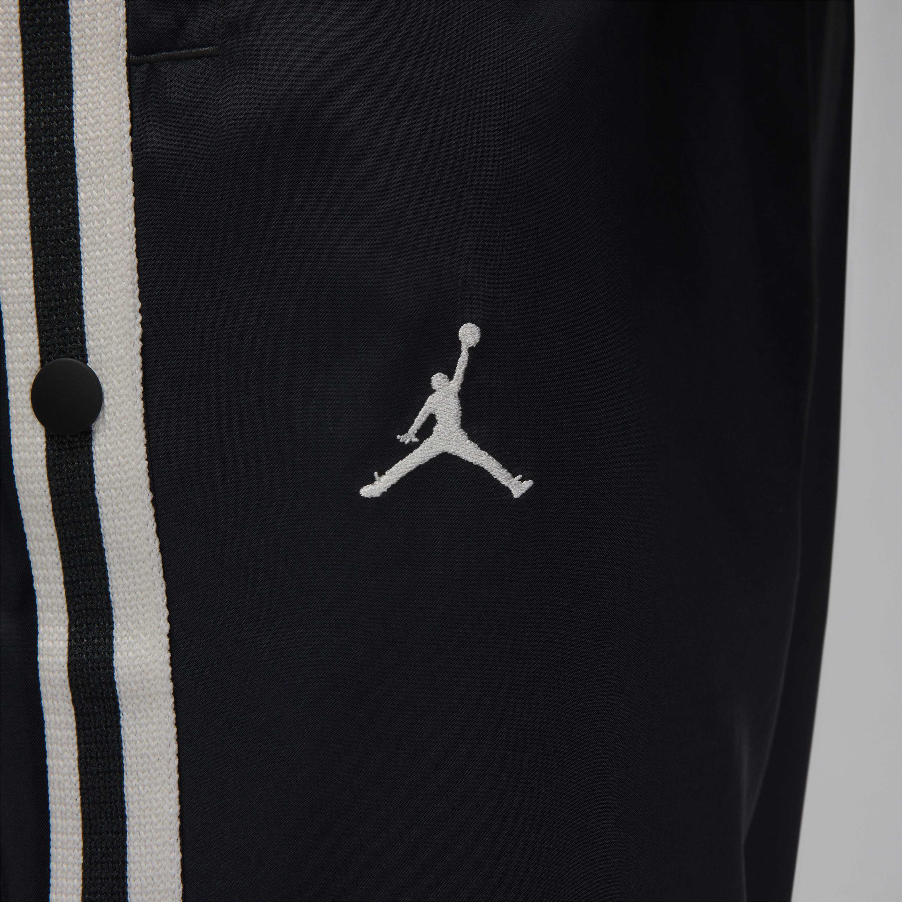 Jordan Quai 54 image number 4