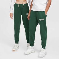 Nike Sportswear Amplify