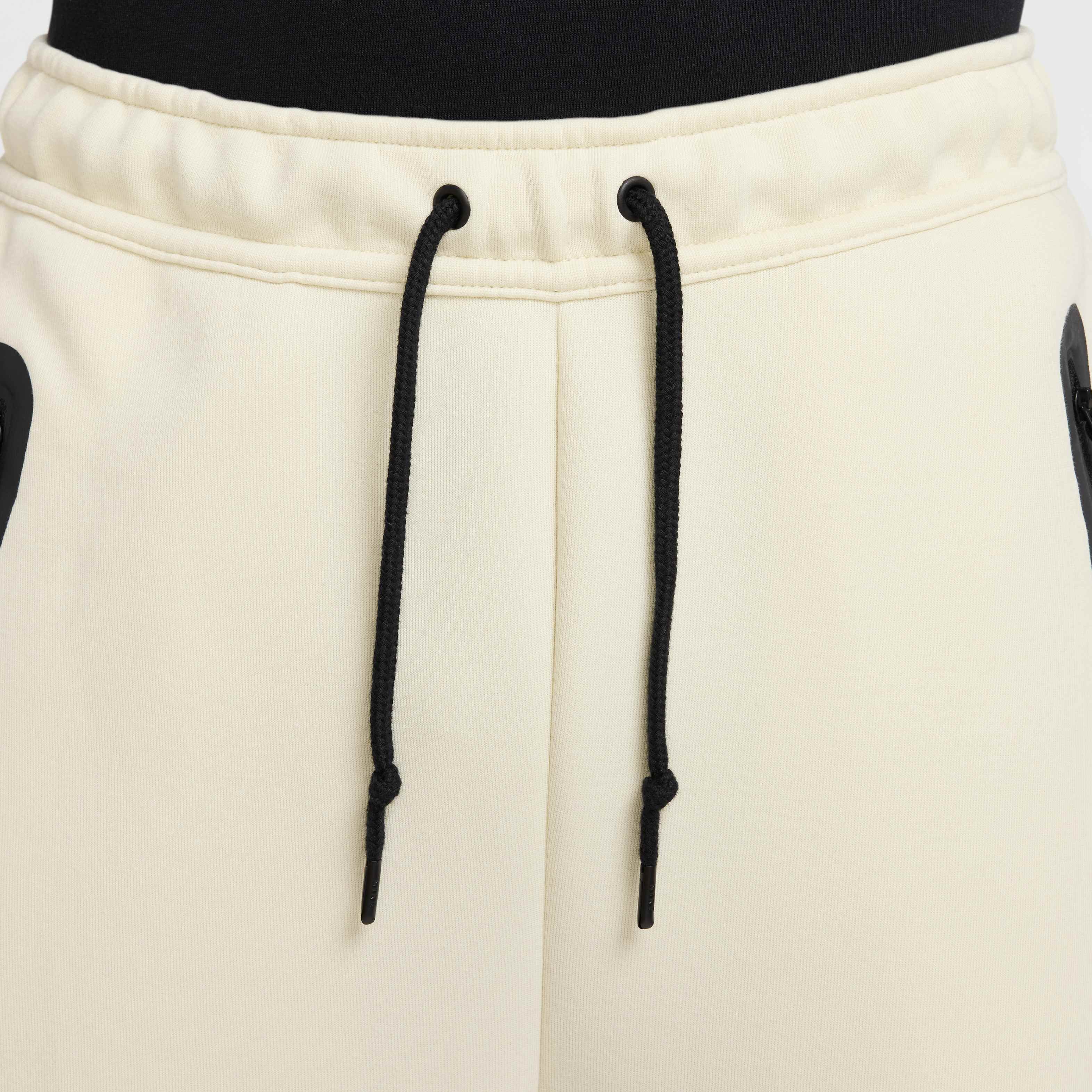 Nike Tech image number 2