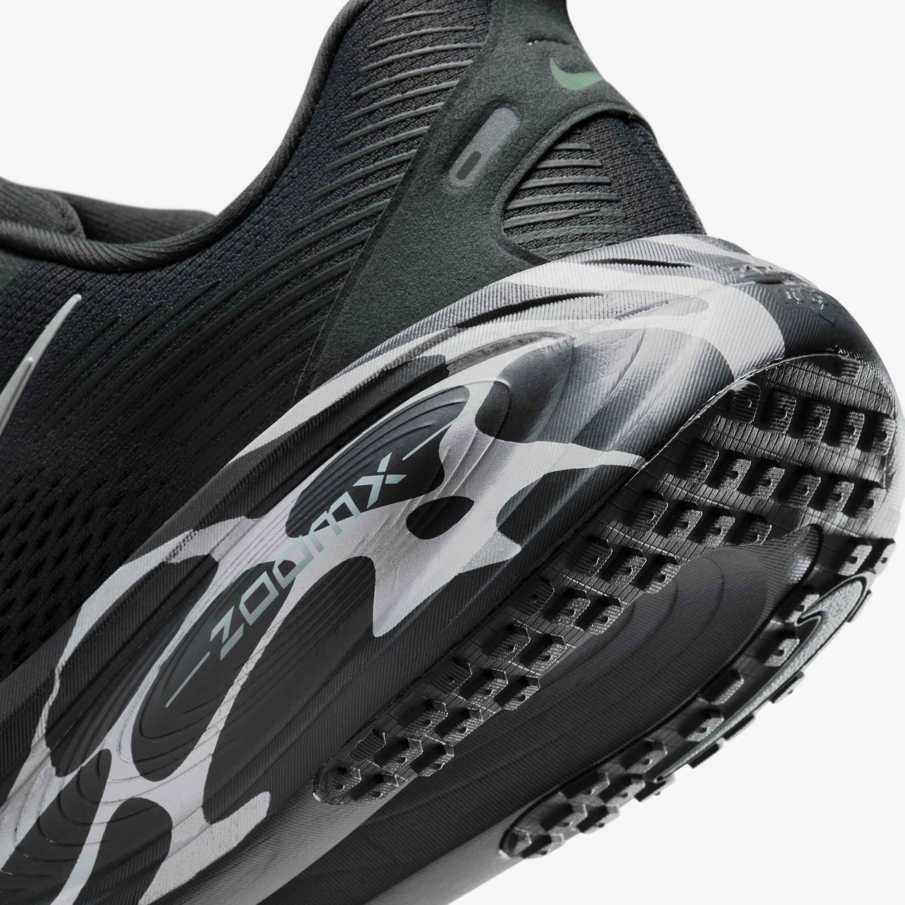 نايكي فوميرو 18 image number 7